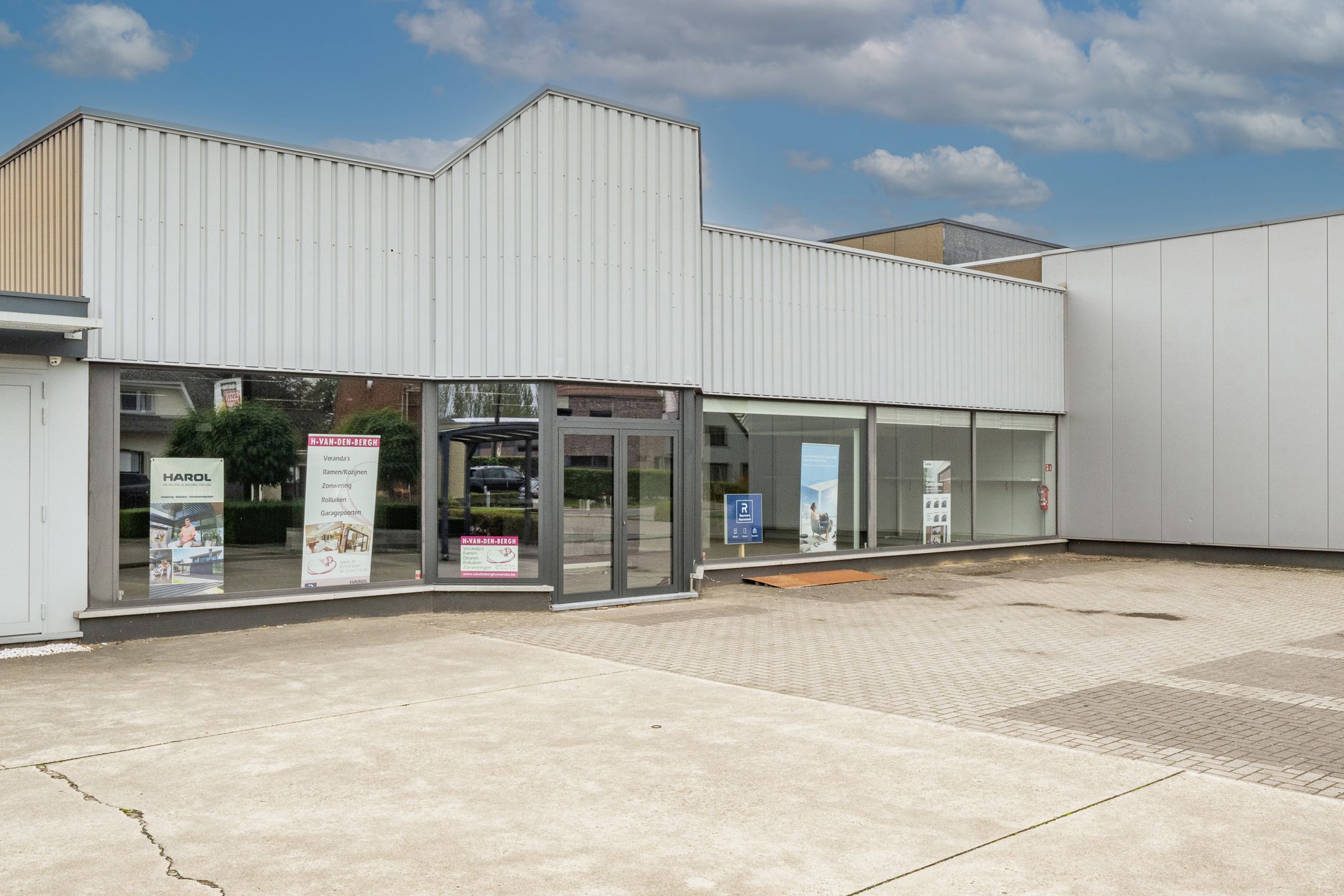 Commerciële ruimte te huur foto {{pictureIndex}}