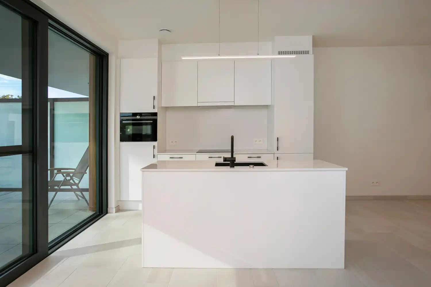 ENERGIEZUINIG (E-PEIL 11) APPARTEMENT TE DIEST! foto 5