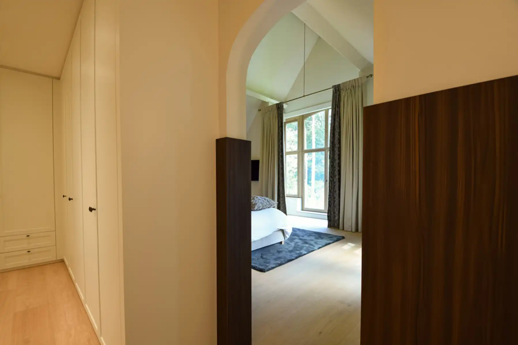 HYPERDELUXE ENGLISH COURTHOUSE VILLA OP ABSOLUTE TOPLOCATIE foto 33