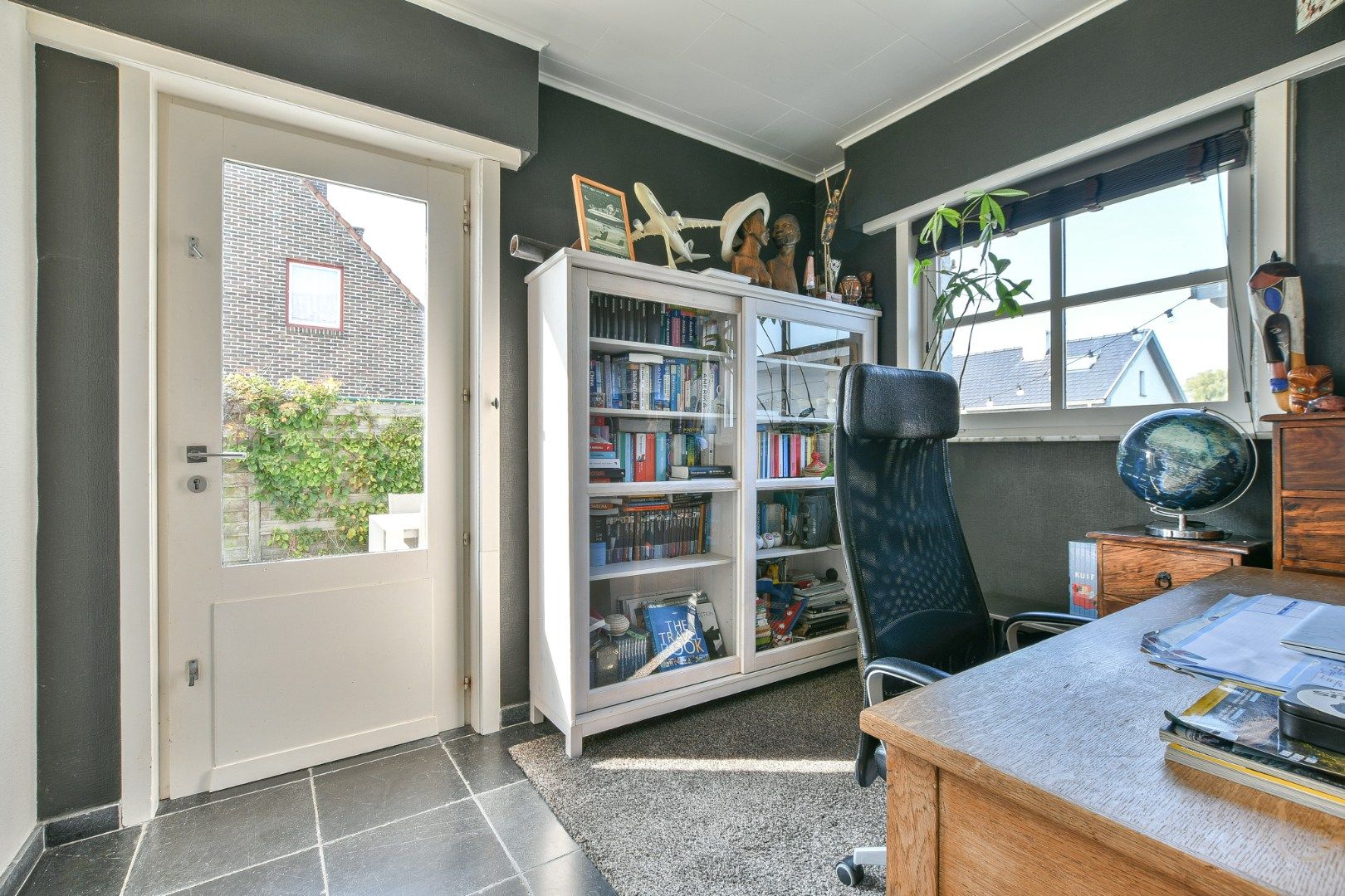 Prachtig gerenoveerde villa met charmante elementen in het centrum van Lissewege! foto 31
