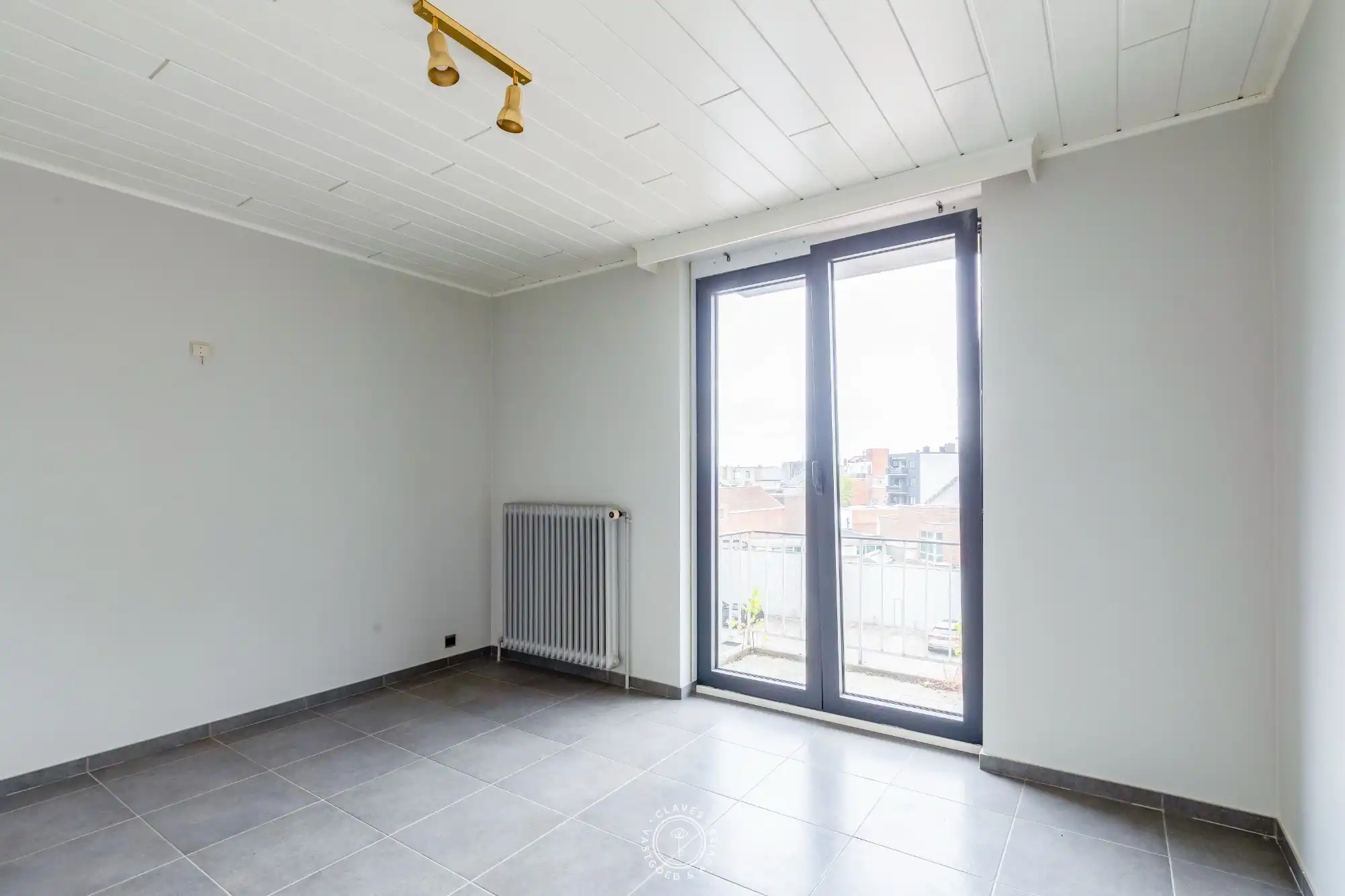 1-slaapkamerappartement met terras en centrale ligging foto 6