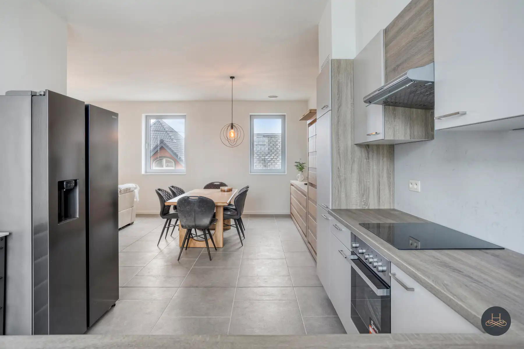 Uniek pand met ruime loods en instapklare woning foto 23