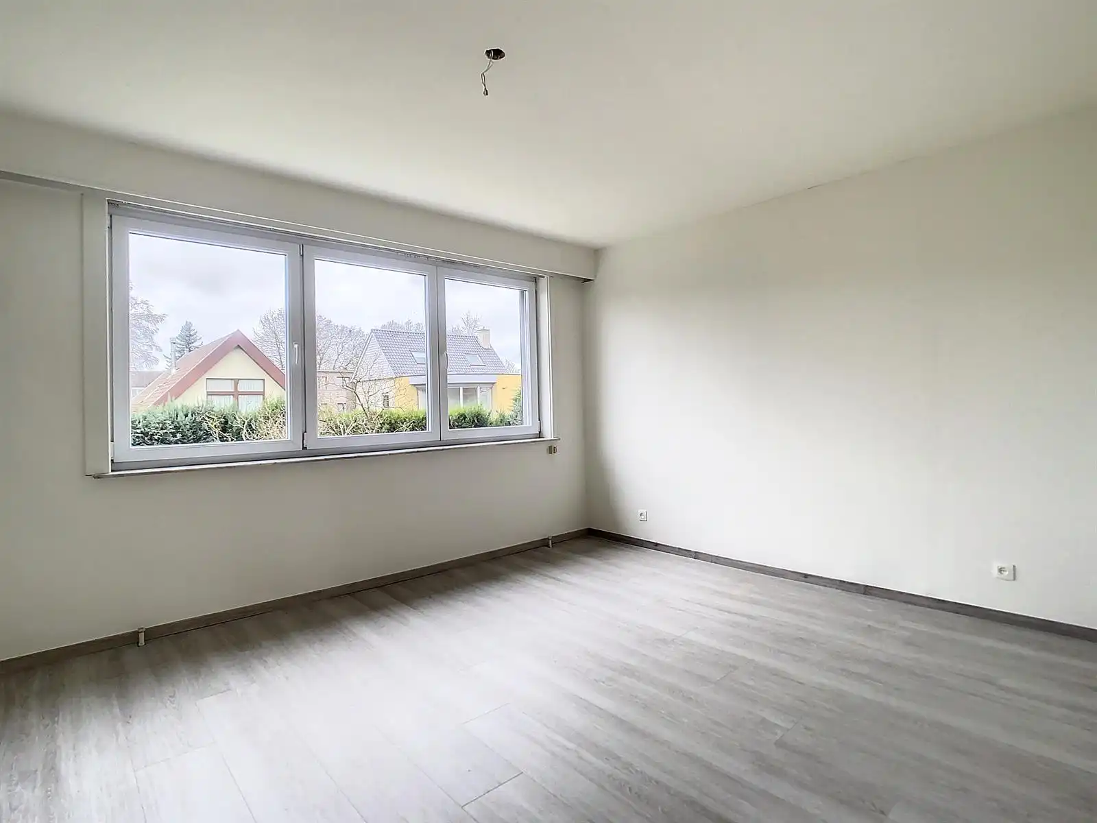 Appartement met (gedeelde) tuin in rustige straat foto 6