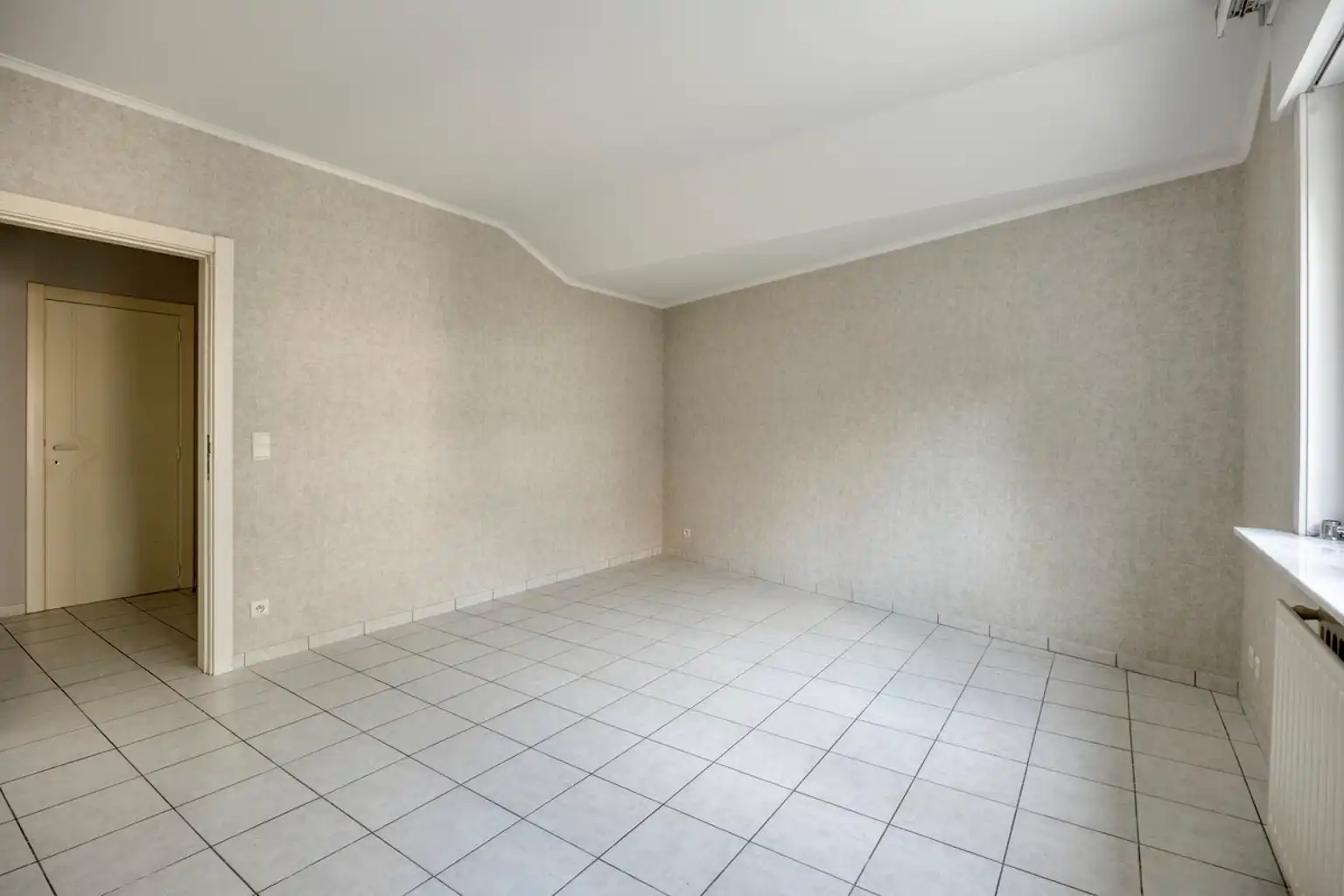instapklare driegevelwoning voor, ideaal gelegen in Asse foto 11