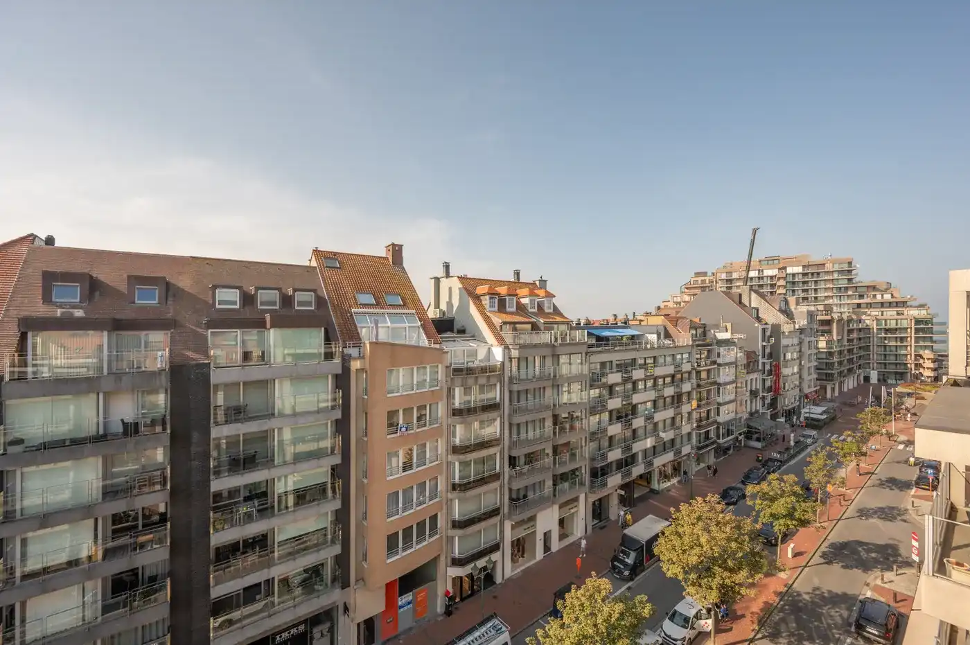 Lichtrijk en ruim duplexappartement met 2 grote zonneterrassen op een zucht van de Zeedijk  foto 5