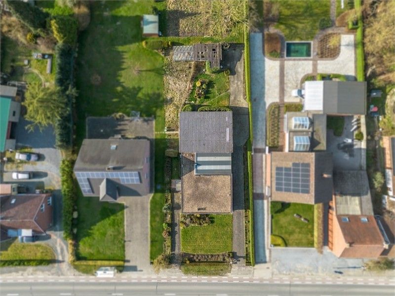 RUIM TE RENOVEREN GEZINSWONING OP EEN MOOI PERCEEL VAN 42A24CA IN ALKEN foto 7