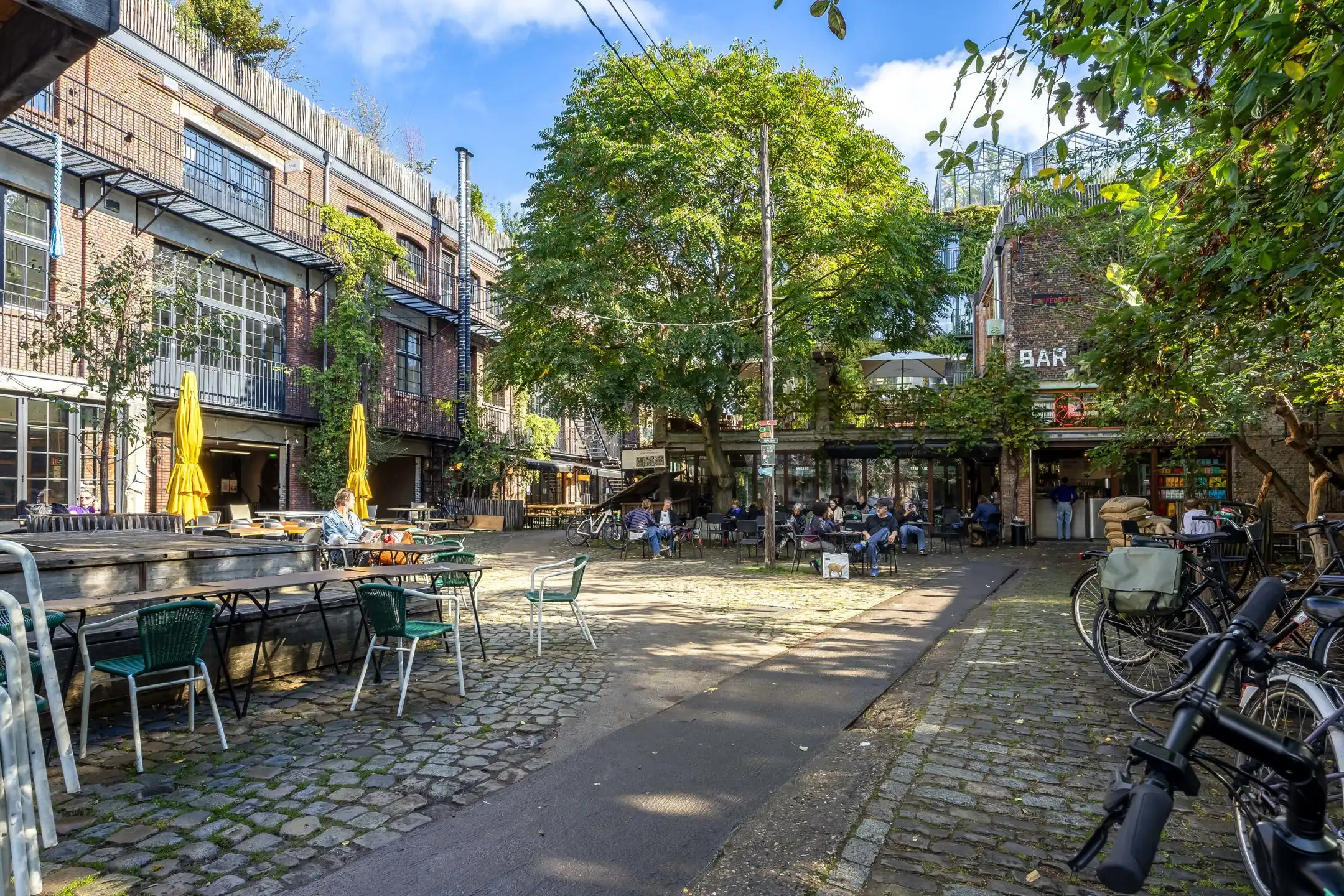 Gerenoveerde stadswoning met 4 slpk bij Groen Kwartier foto 22