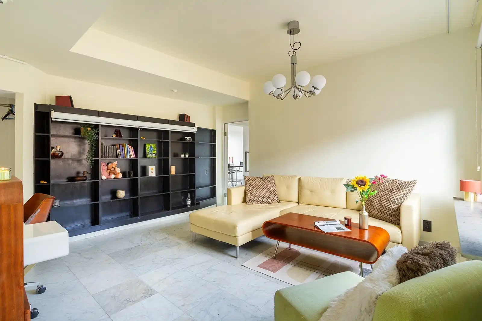 Centraal wonen in iconisch gebouw foto 8
