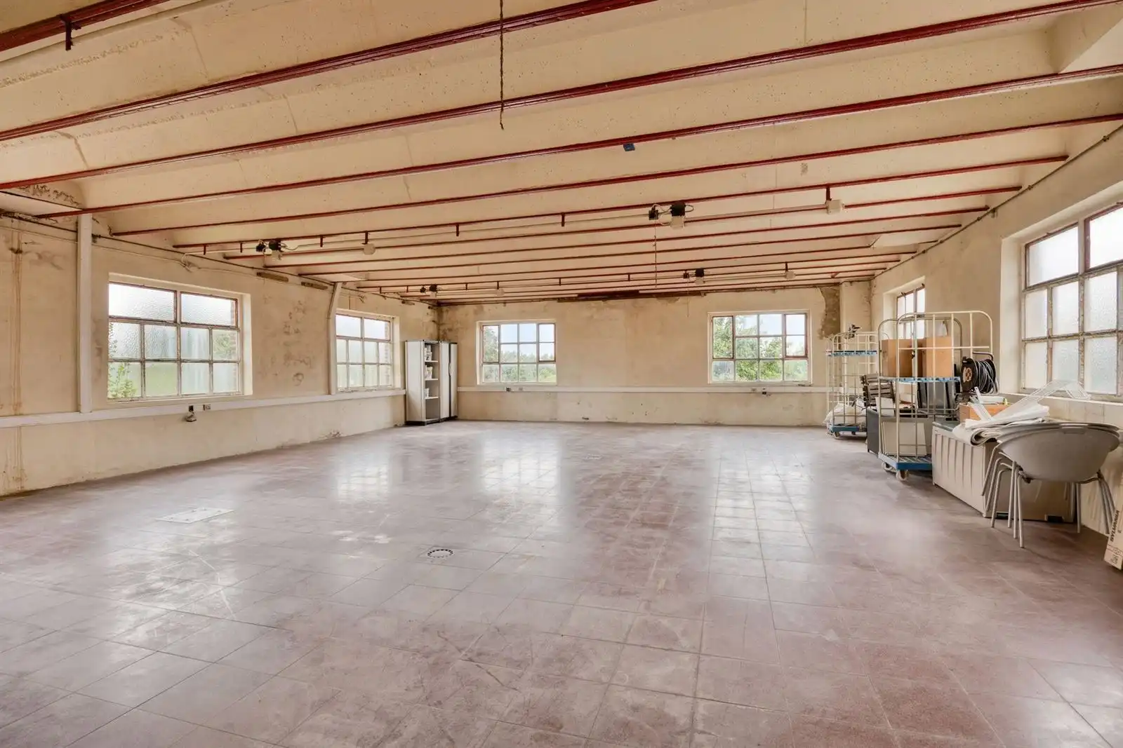 Woning met 5 slaapkamers en polyvalente ruimtes (250m²) foto 23