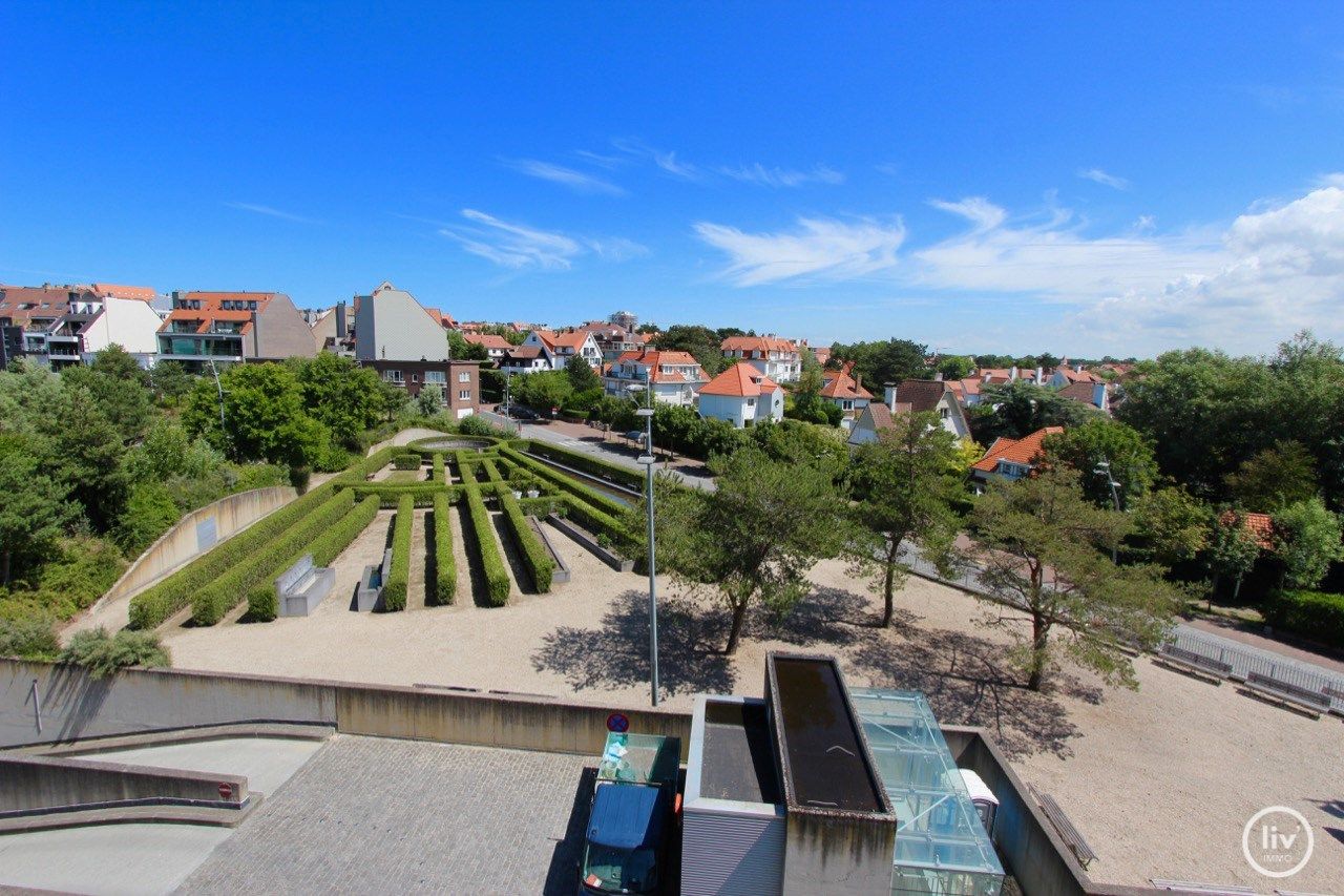 Ongemeubeld: Prachtige duplex met een open zicht op het Ijzerpark te Knokke. foto 5