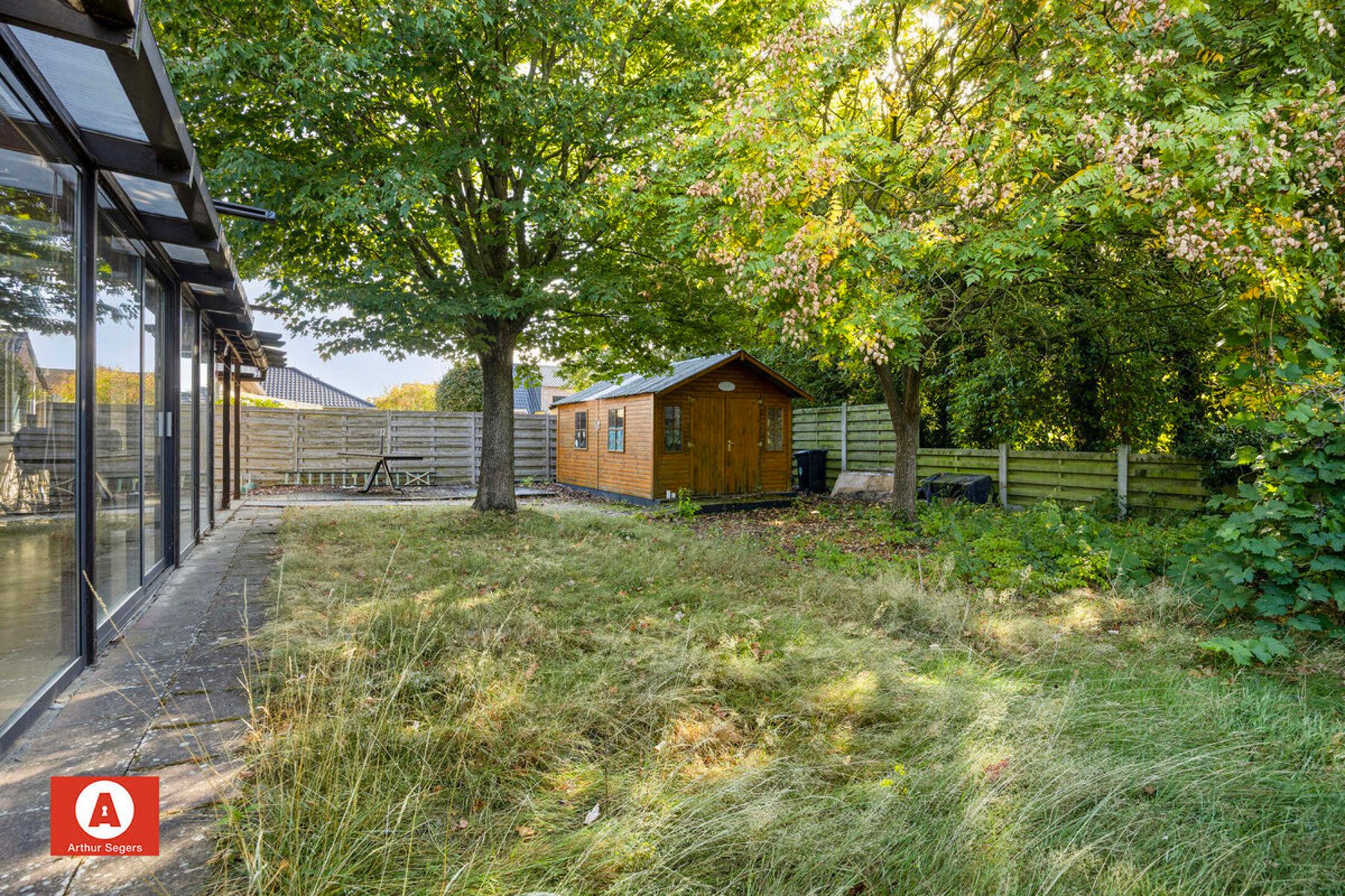 IN OPTIE - Te renoveren/op te frissen Bungalow. foto 22
