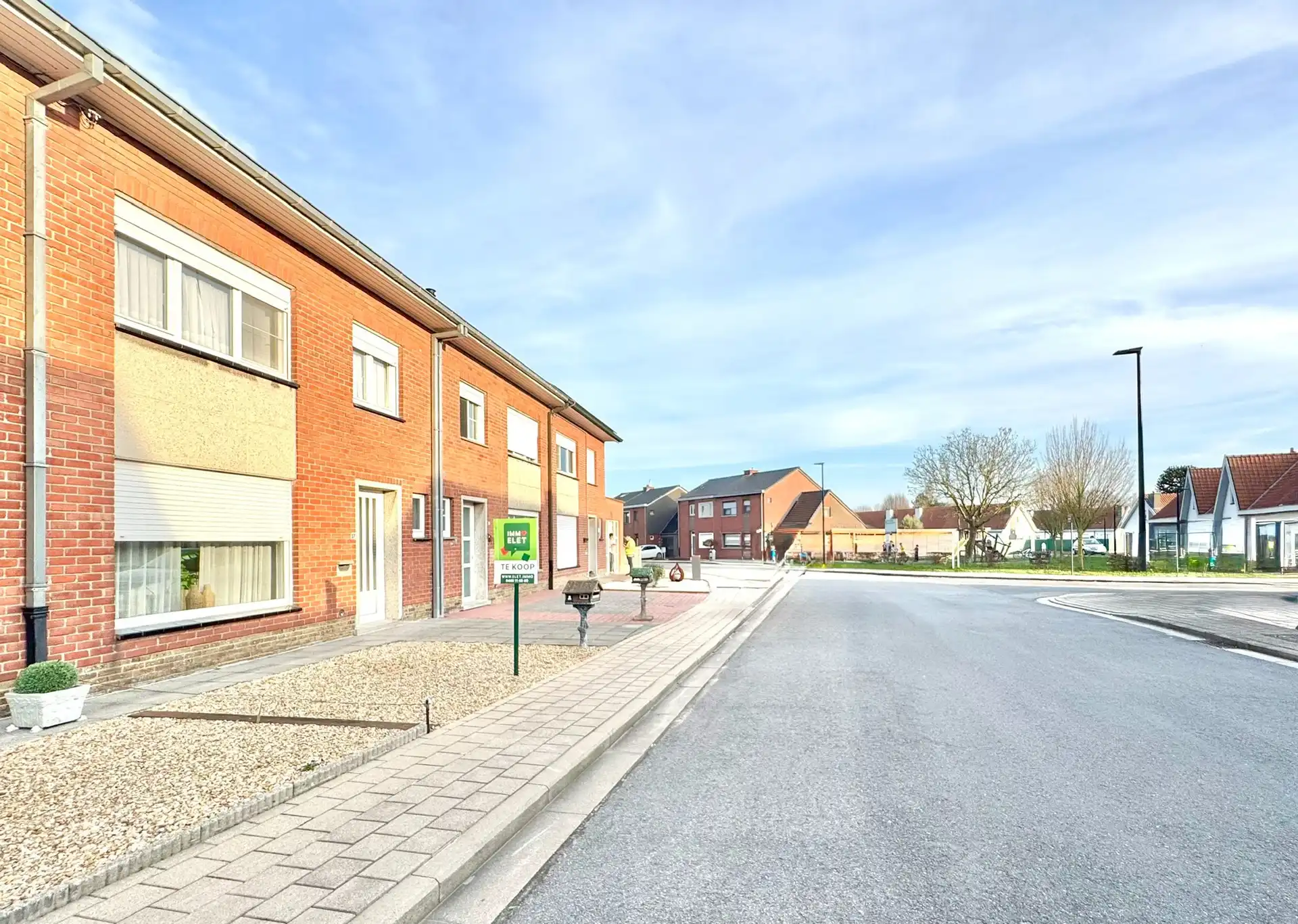 WONING | TUIN | 3 KAMERS | GARAGE | 107 M² foto 2