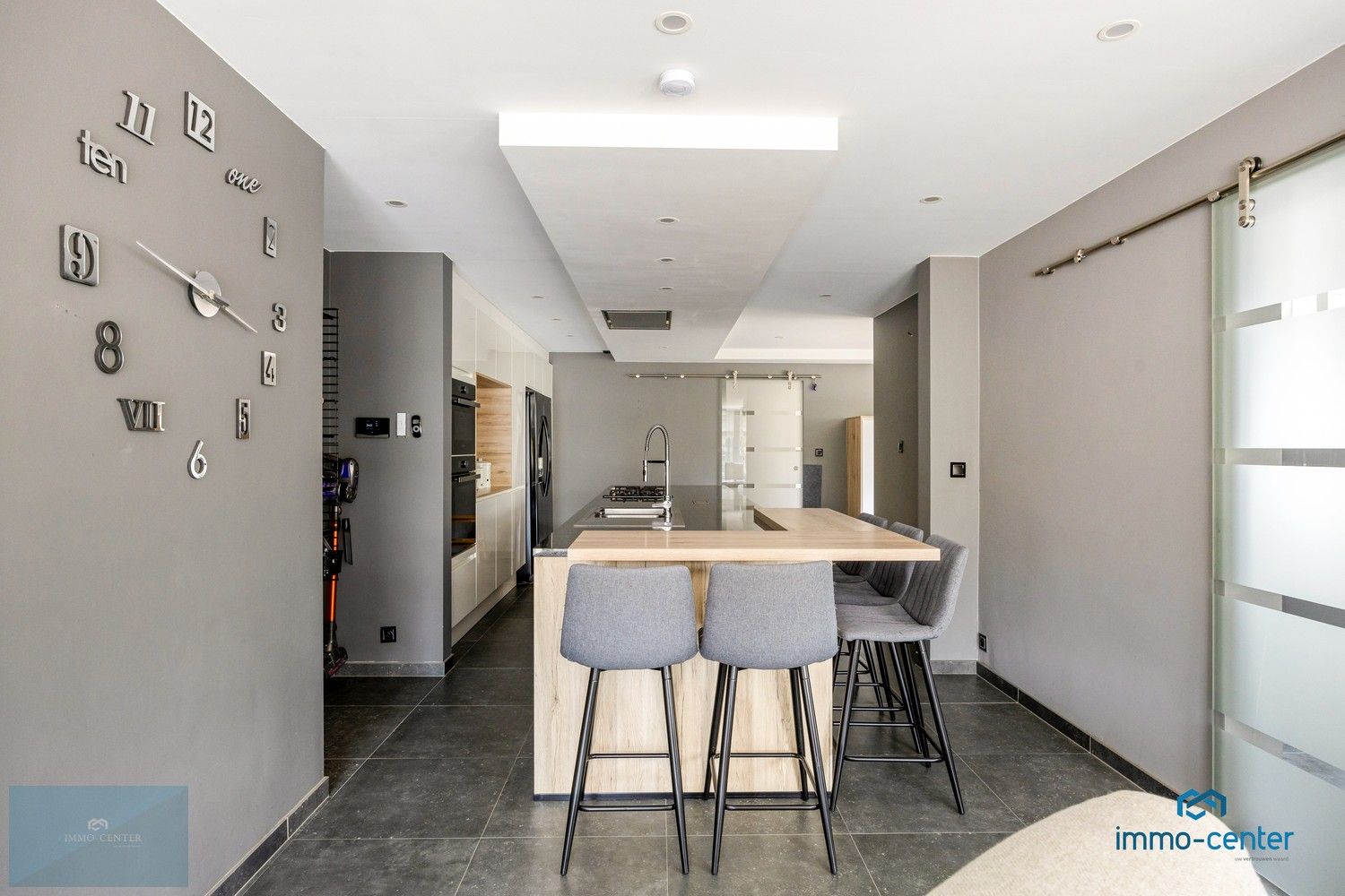 Exclusief wonen: luxueus gerenoveerde woning met buitenverblijf, EPC B en zonnepanelen foto 5