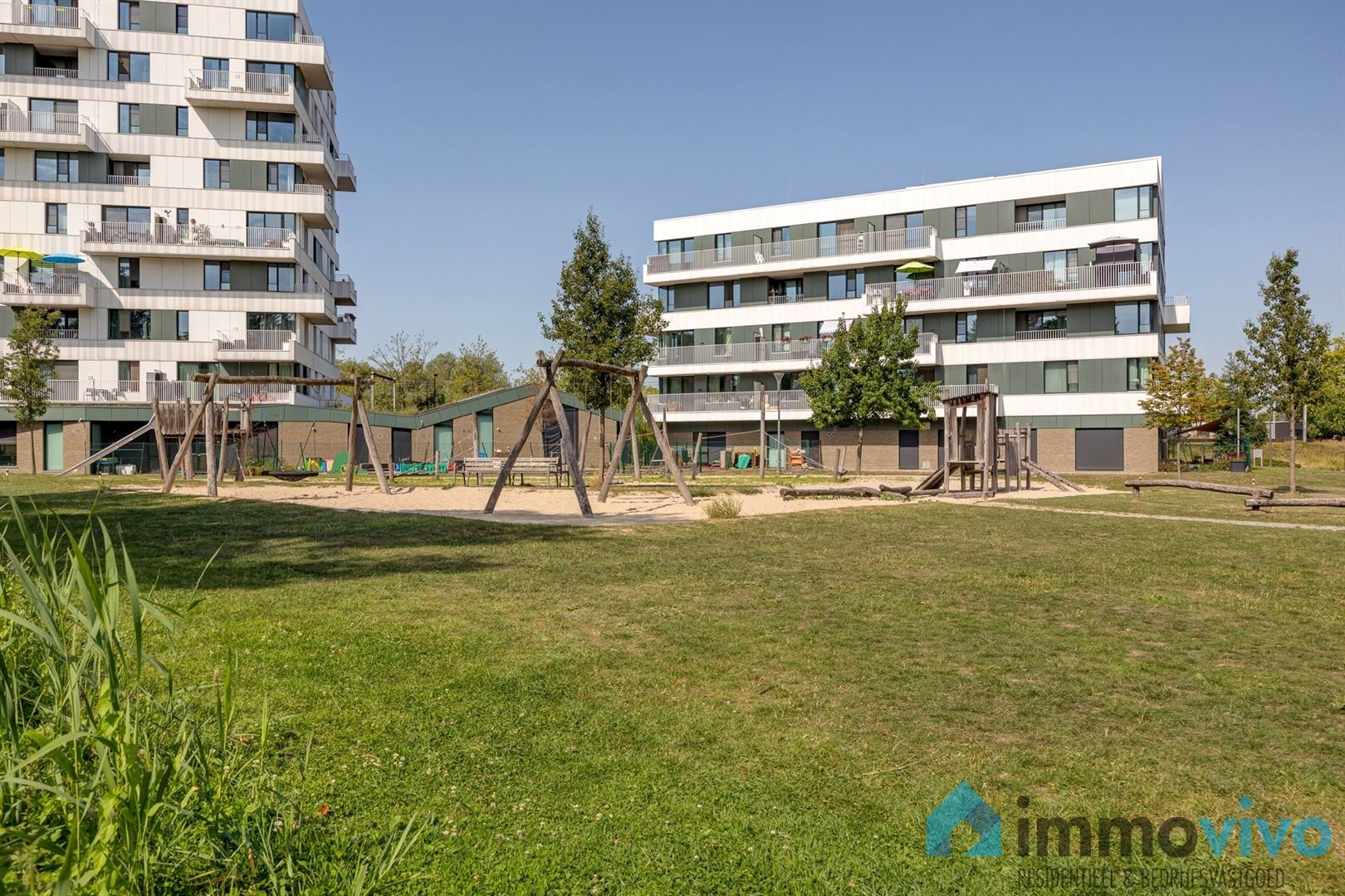 Recent (2017) knap hoekappartement met 1 slpk en groot terras foto 14
