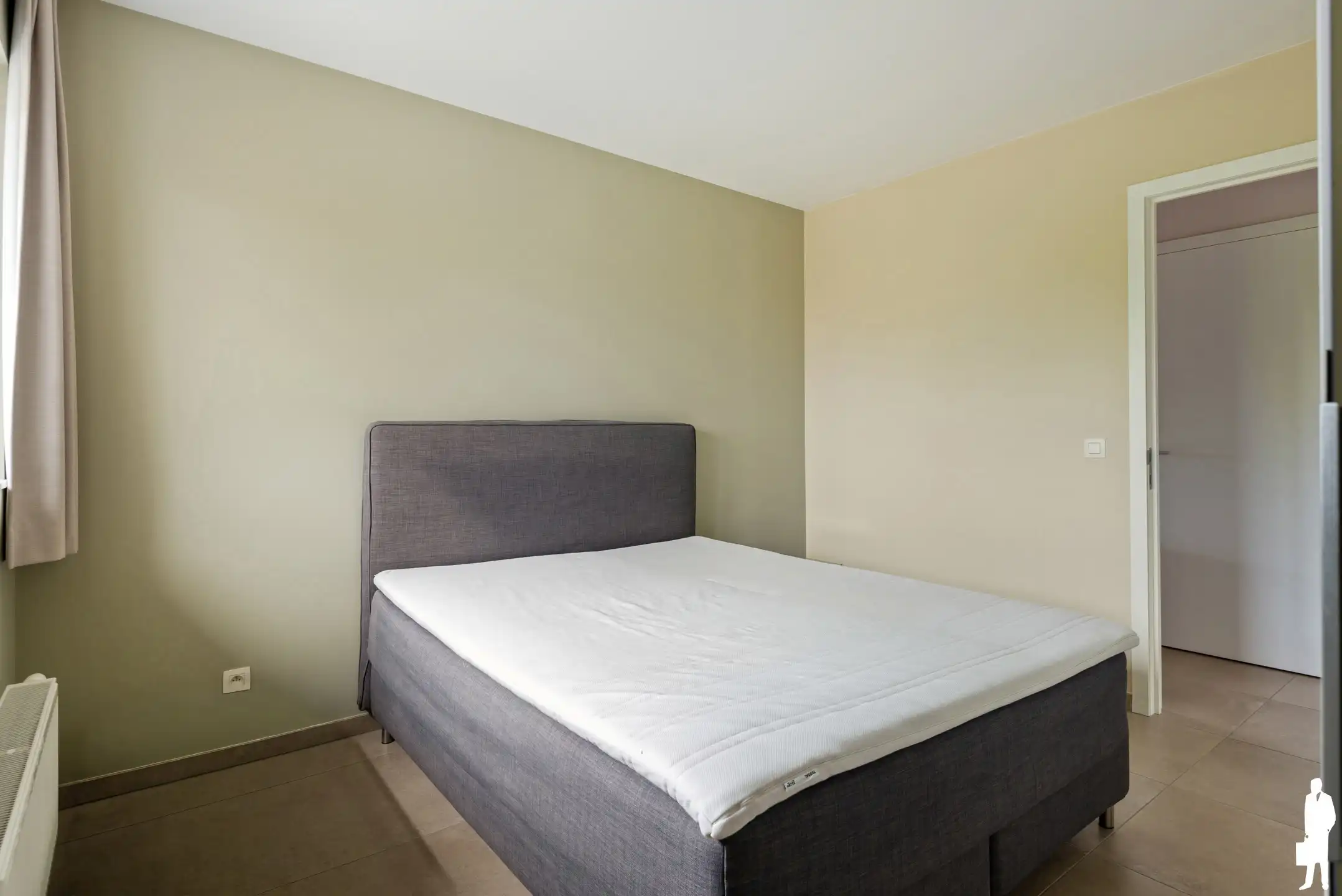 Modern appartement met 3 slaapkamers, terras en staanplaats foto 18