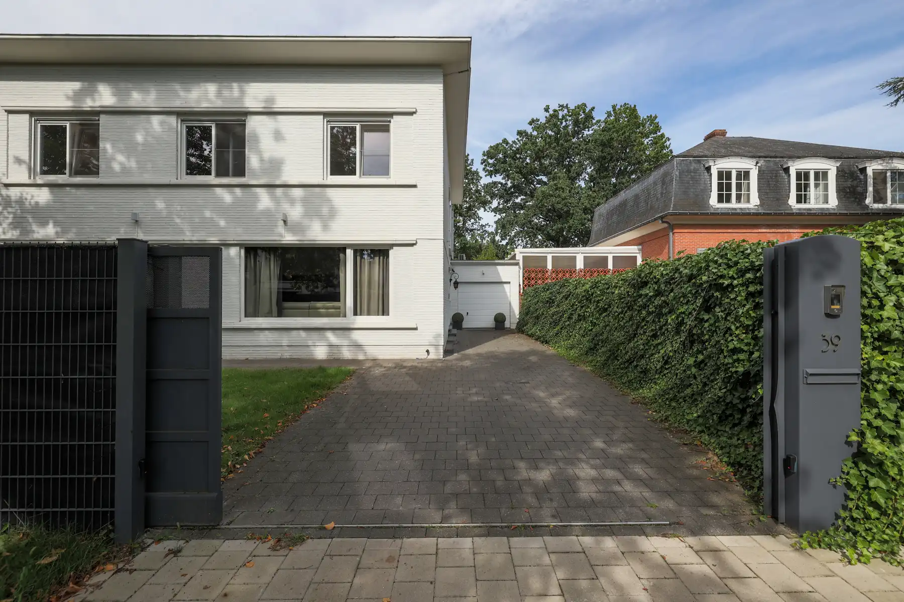Vrijstaande villa met zwembad te Elsdonk foto 2