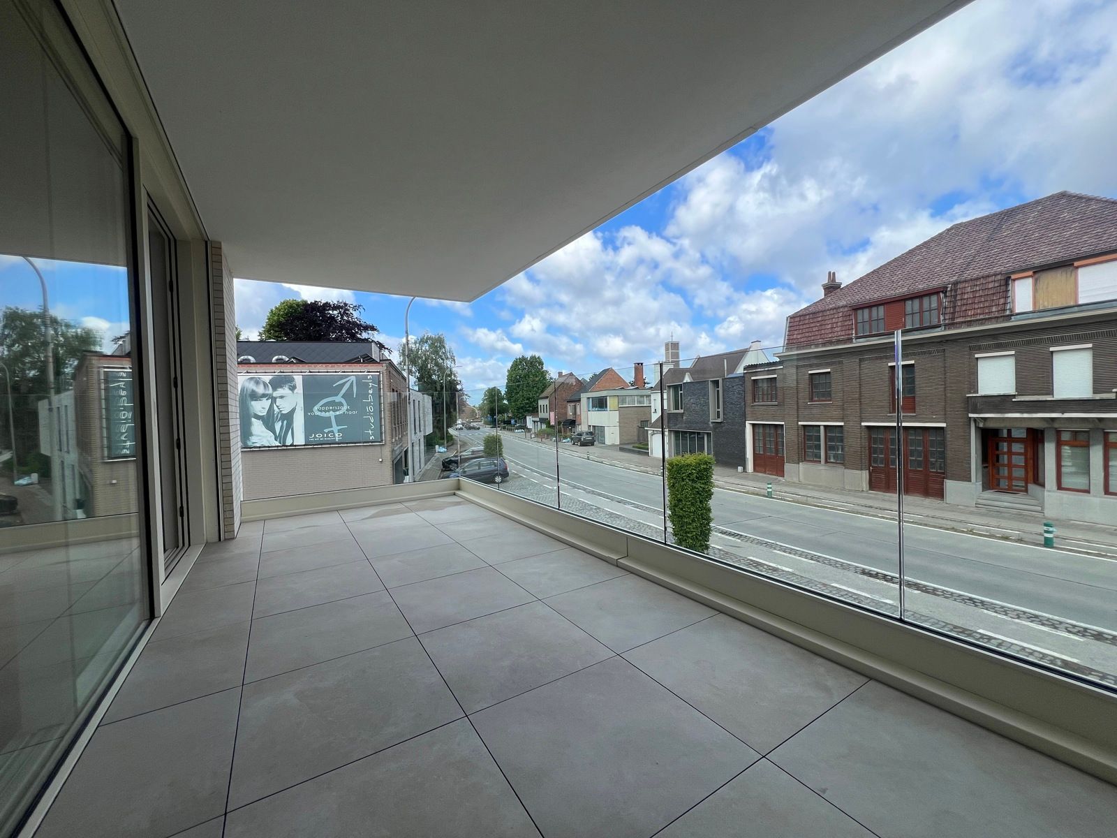 Prachtig nieuwbouwappartement met autostaanplaats foto 12