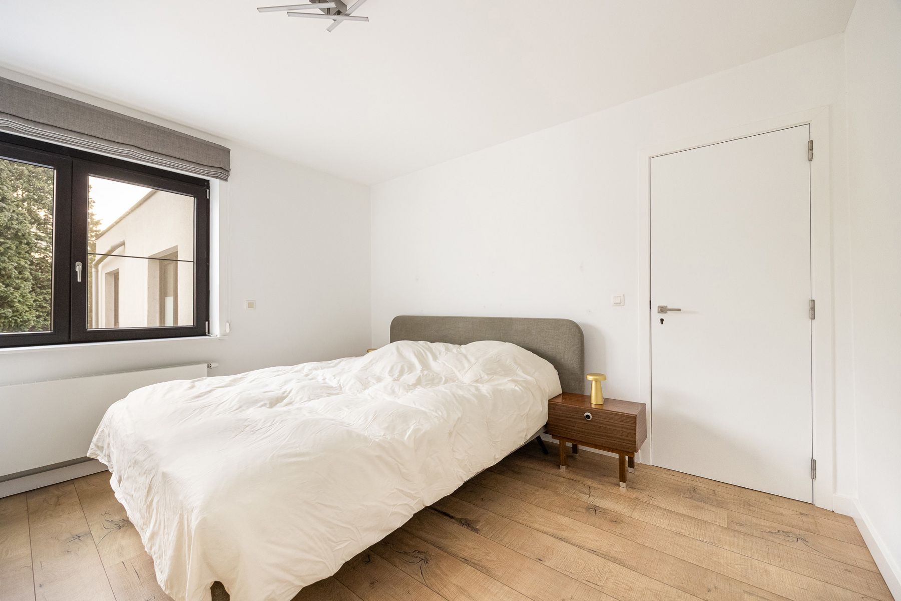 Recent gerenoveerde woning met 3 slaapkamers in het hartje van Schoten! foto 13