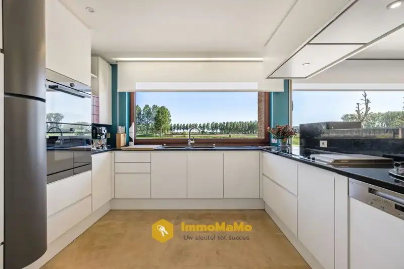 UNIEKE VILLA MET WEILAND EN PAARDENSTALLEN OP EEN TOPLOCATIE TE KOOP IN MENDONK (GENT) foto 10