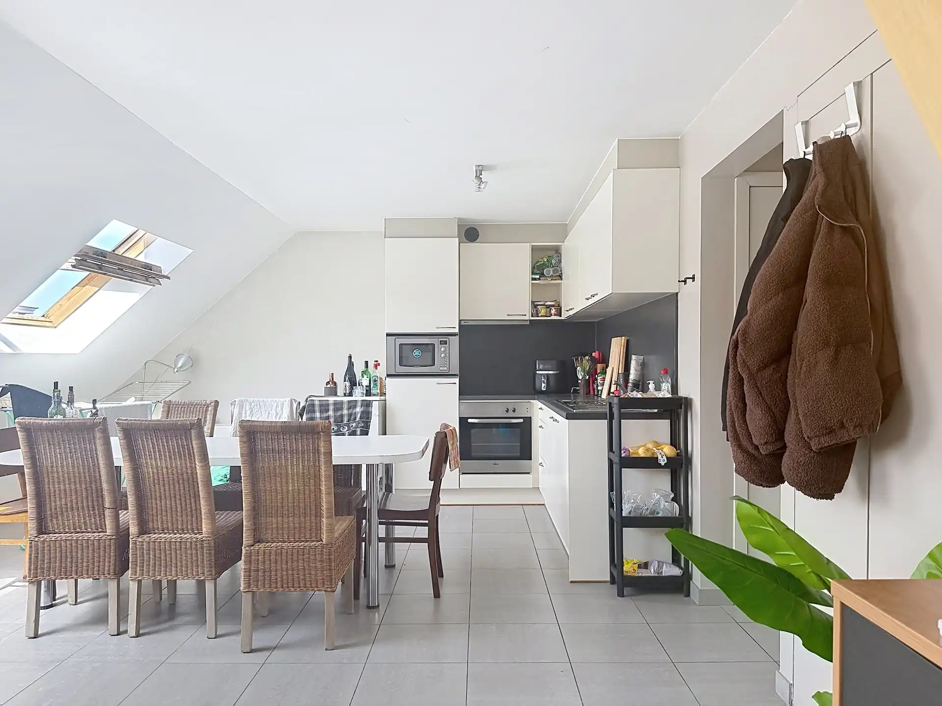 Gezellig 3 slaapkamer appartement nabij Zuid foto 2