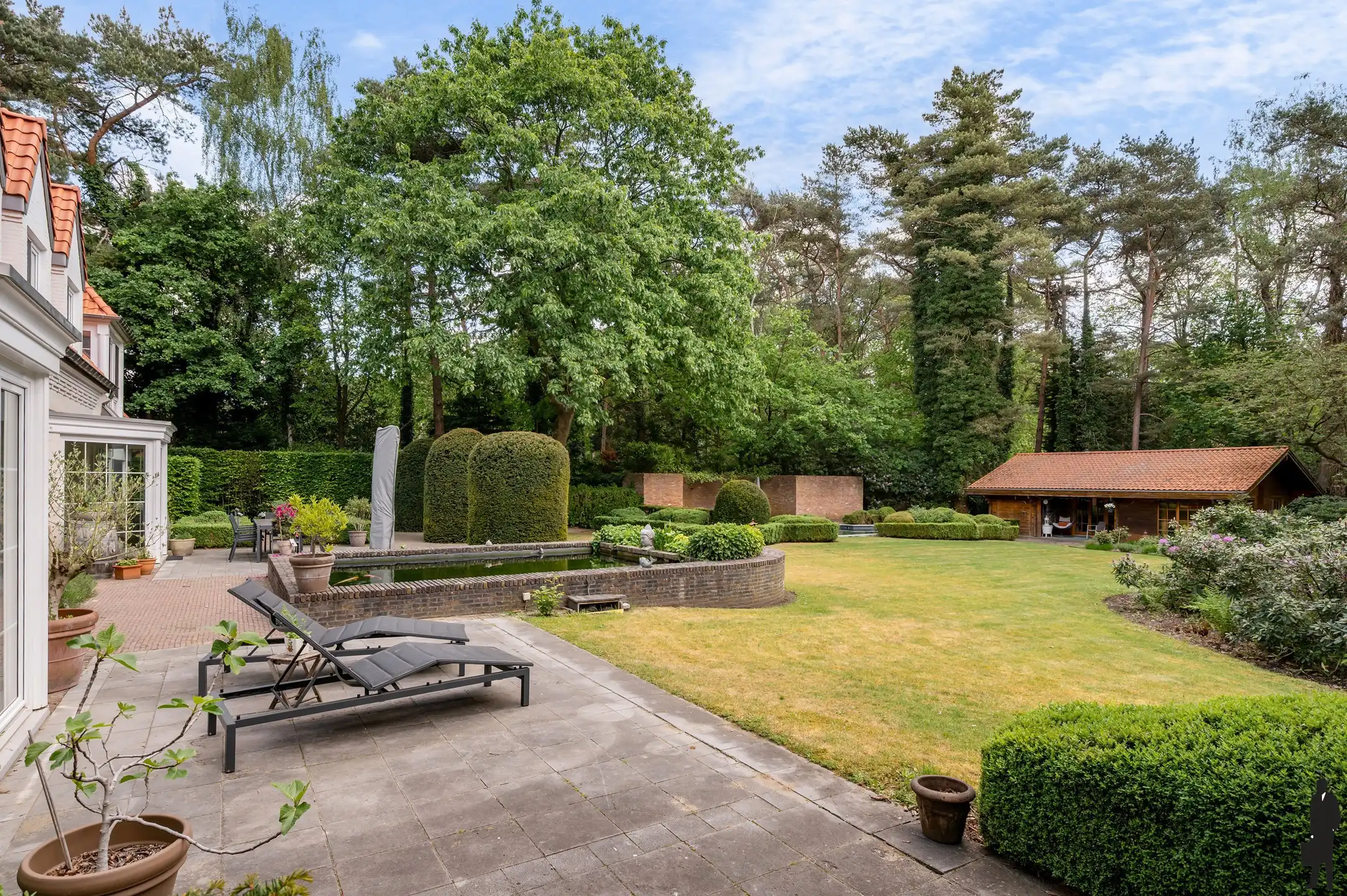 Topgelegen villa met zwembad en paddock!  foto 39