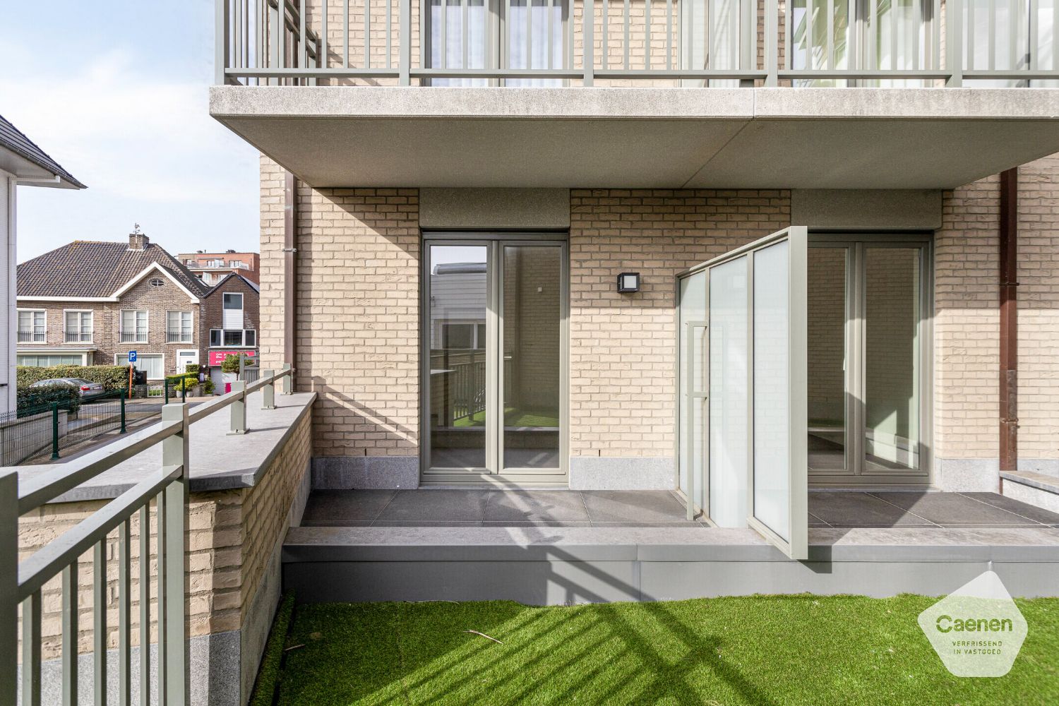 Lichtrijk gelijkvloers nieuwbouwappartement met 1 kamer in hartje Sint-Idesbald foto 13