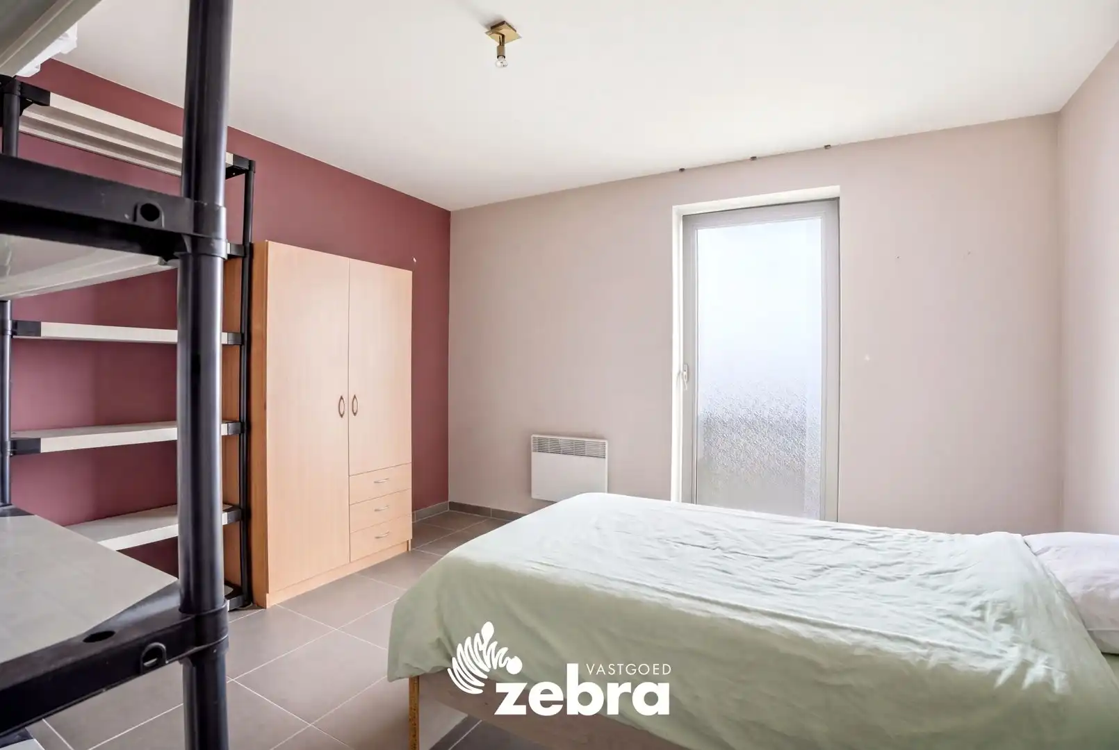 Instapklaar appartement met 2 terrassen nabij centrum Roeselare! foto 9