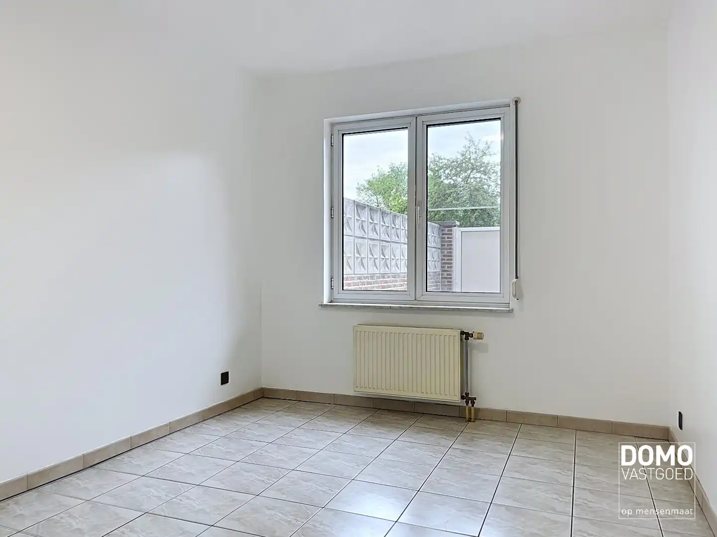 RUIM APPARTEMENT MET 3 SLAAPKAMERS EN TERRAS TE HASSELT foto 5