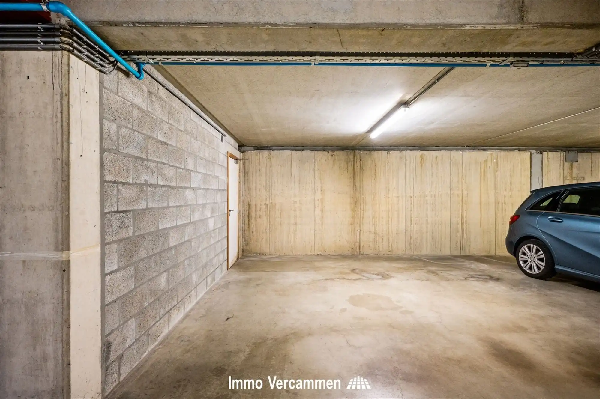 Lichtrijk gelijkvloers appartement met privatieve tuin in Putte foto 8