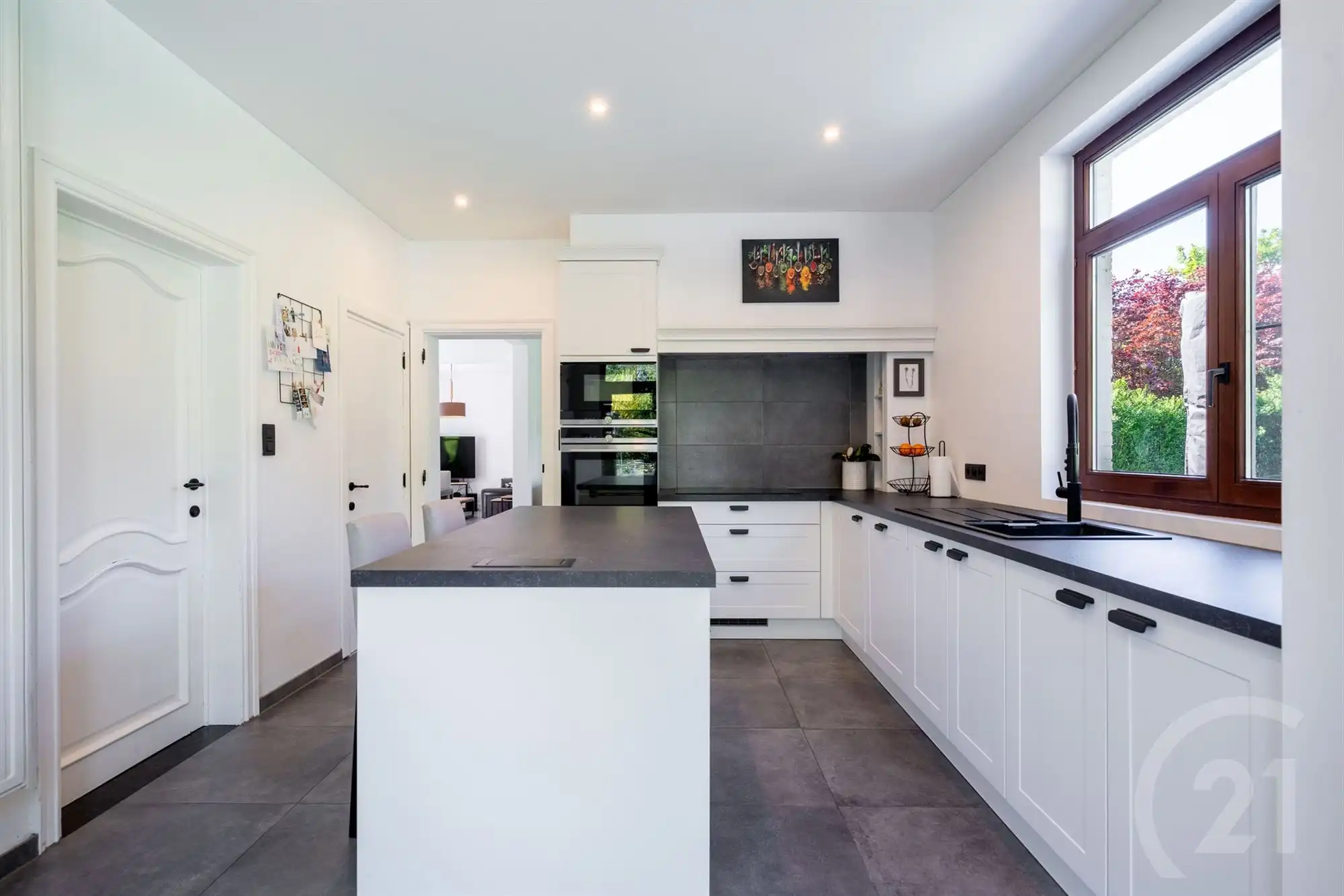 Landelijke woning op een prachtig perceel! foto 10