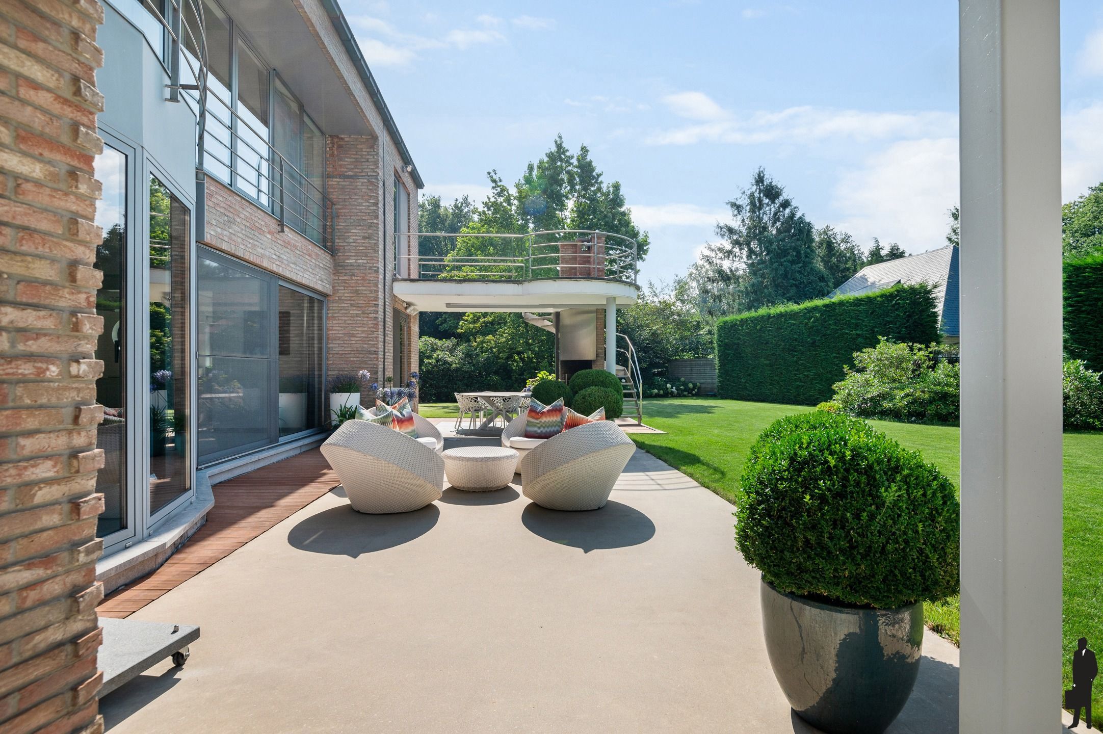 VILLA MET APARTE PRAKTIJK OF APART KANTOOR AAN HUIS (vrij beroep mogelijk!)  foto 25