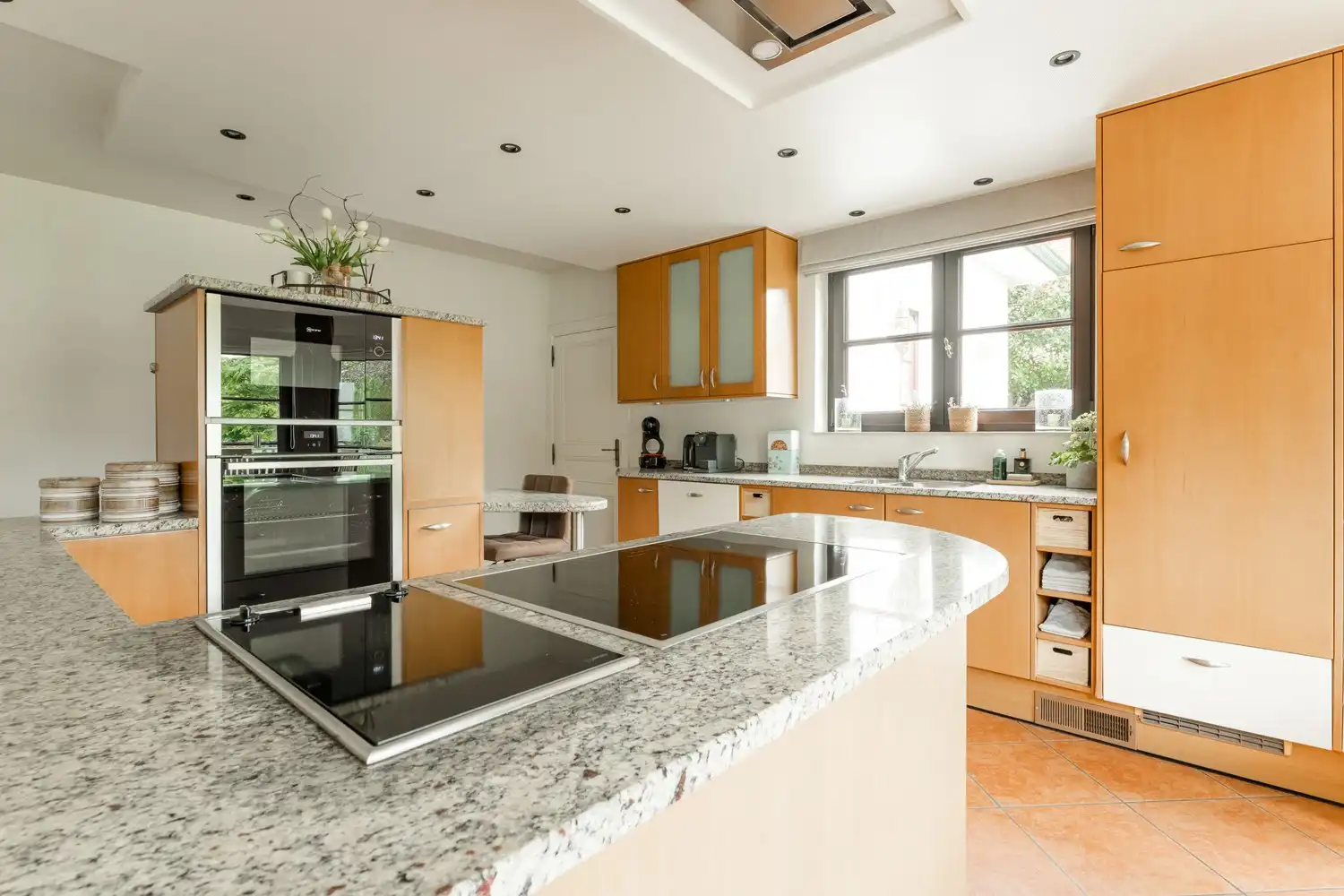 Exclusieve villa in zuiderse stijl op een magnifiek perceel van 5226m²! foto 13