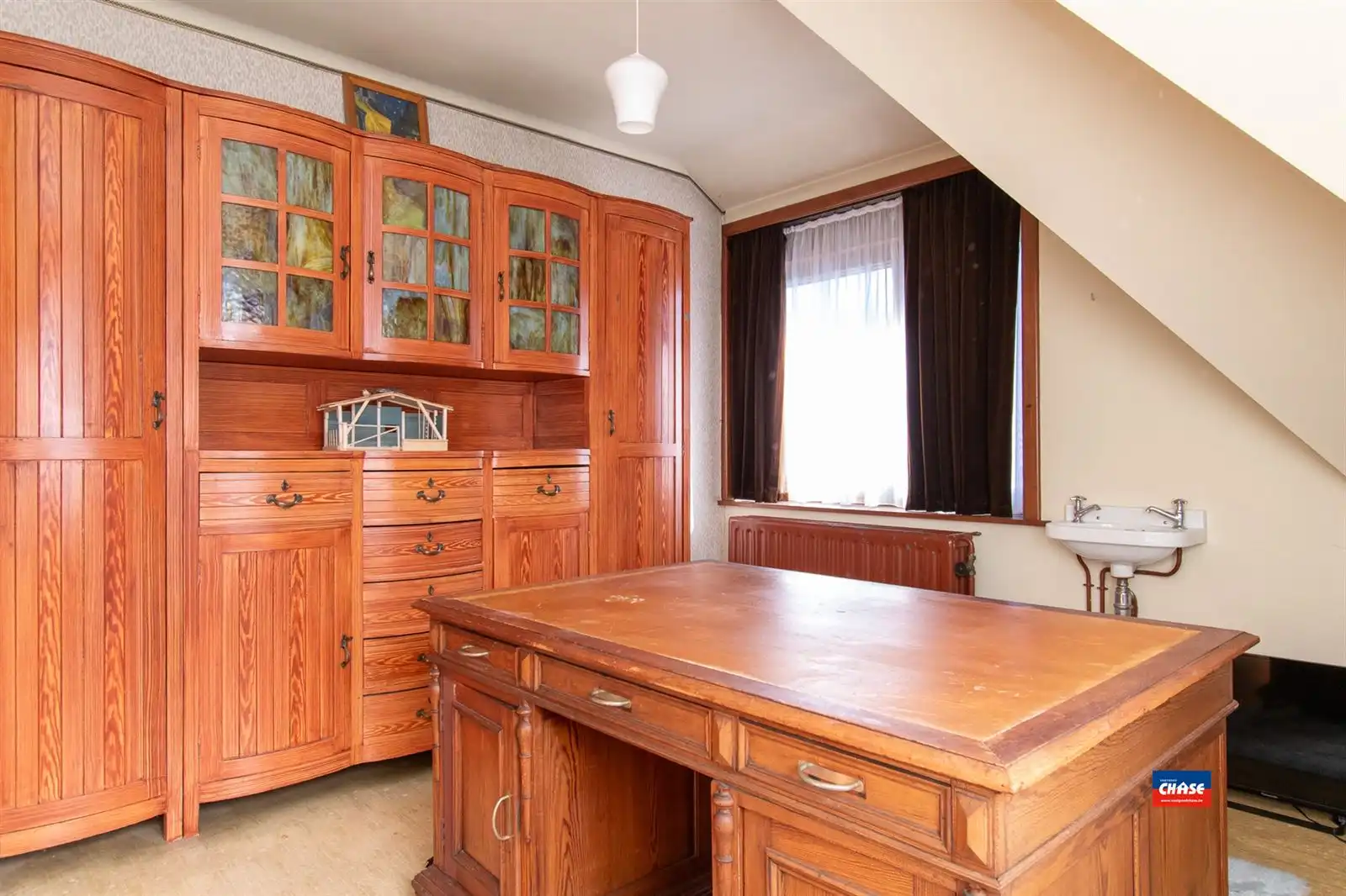 Ruime open gezinswoning met tuin en twee garageboxen  foto 18