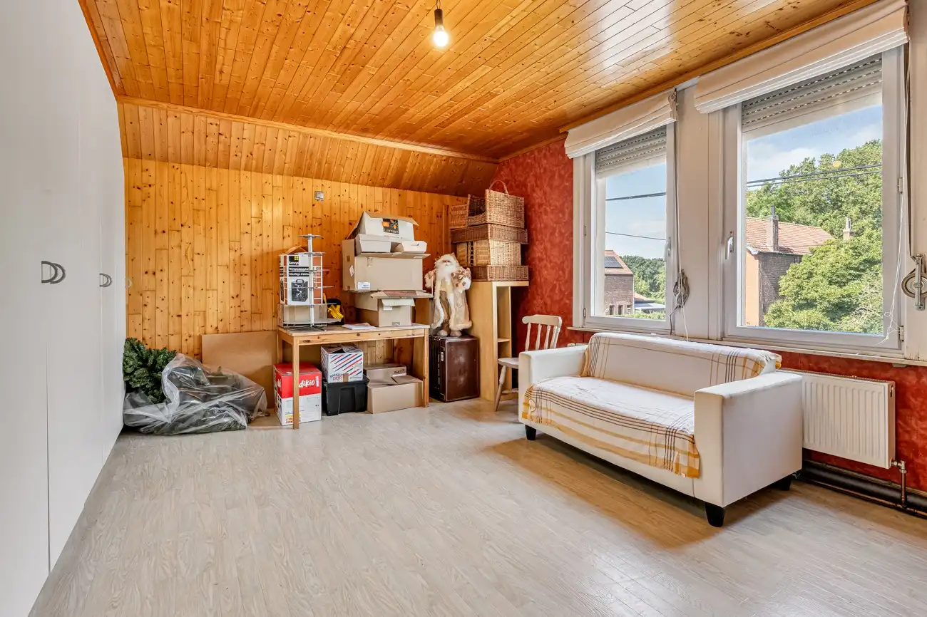 Strategisch gelegen handelspand met winkelruimte (bakkerij) met inpandige garage, grote werkruimte (ca. 145m²) en aangename tuin met open zicht in Ertvelde! foto 22