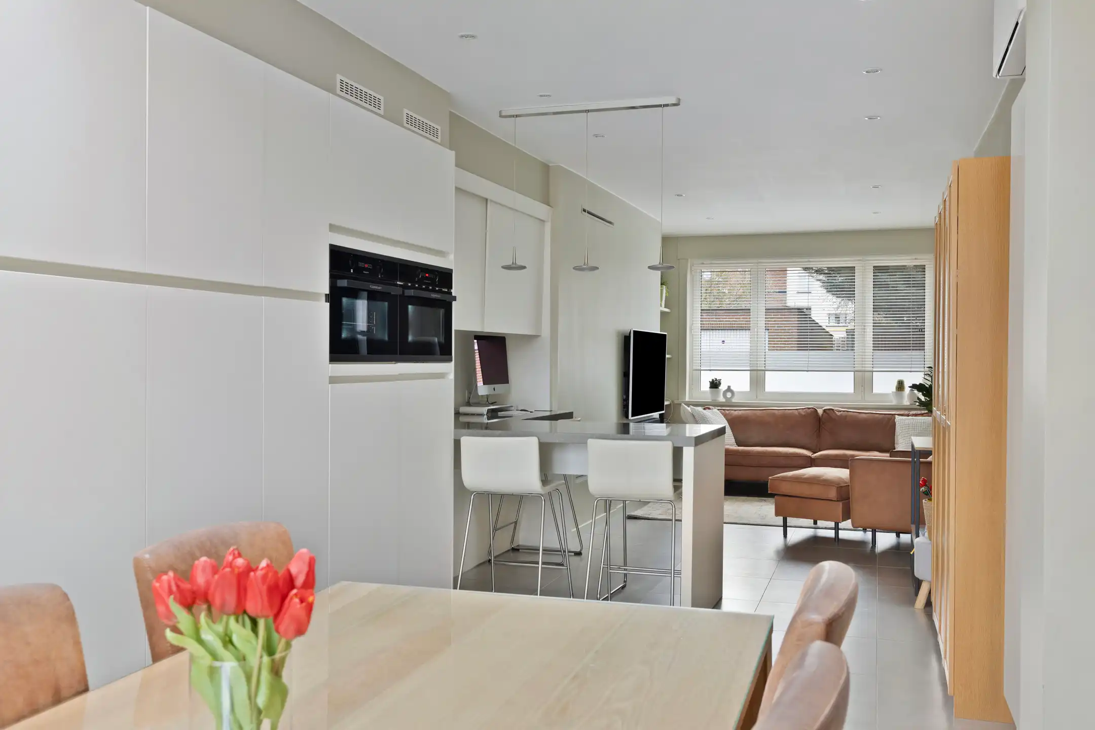 Uitstekend gelegen woning met 4 slaapkamers foto 13