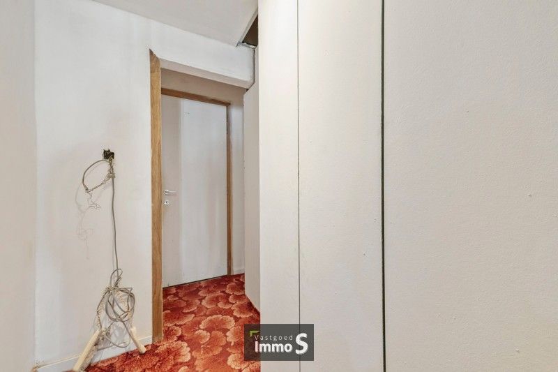 Opbrengsteigendom met 2 entiteiten en garage te Oostende foto 7