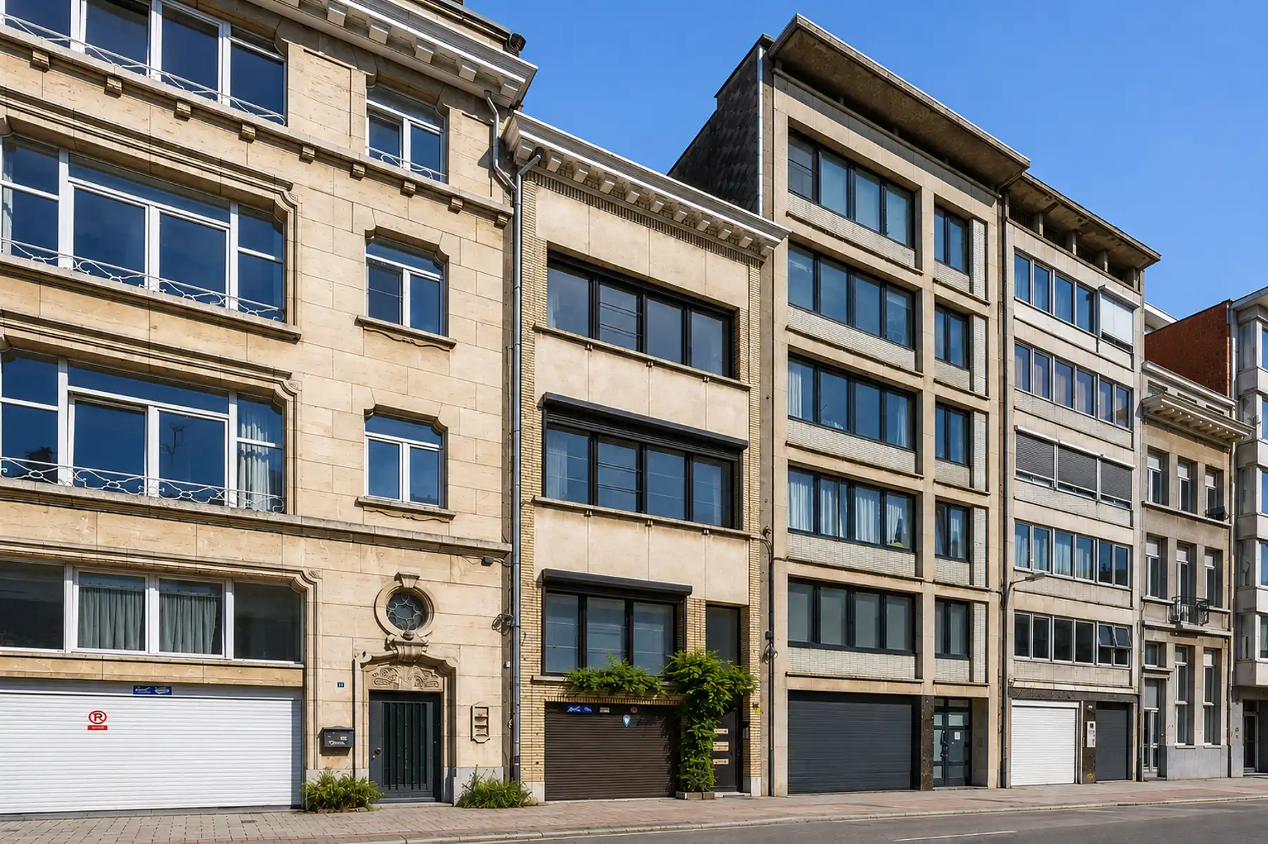 Ruim en verzorgd 1‑slaapkamerappartement met terras. foto {{pictureIndex}}
