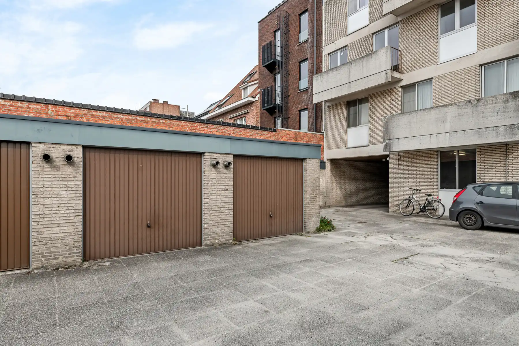 AFGESLOTEN GARAGEBOX - NABIJ CENTRUM foto 2