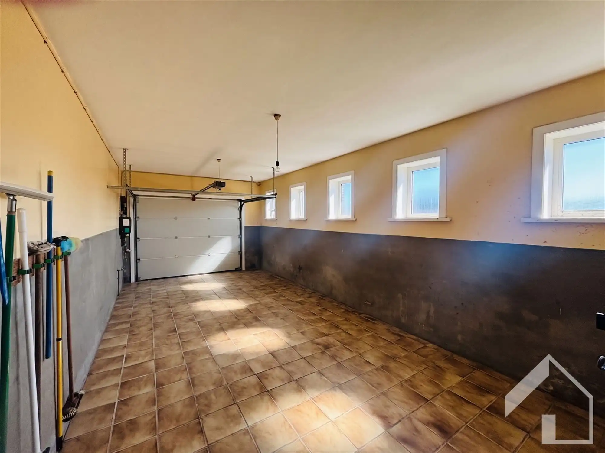 Te renoveren woning op een perceel van 1984m2 foto 8