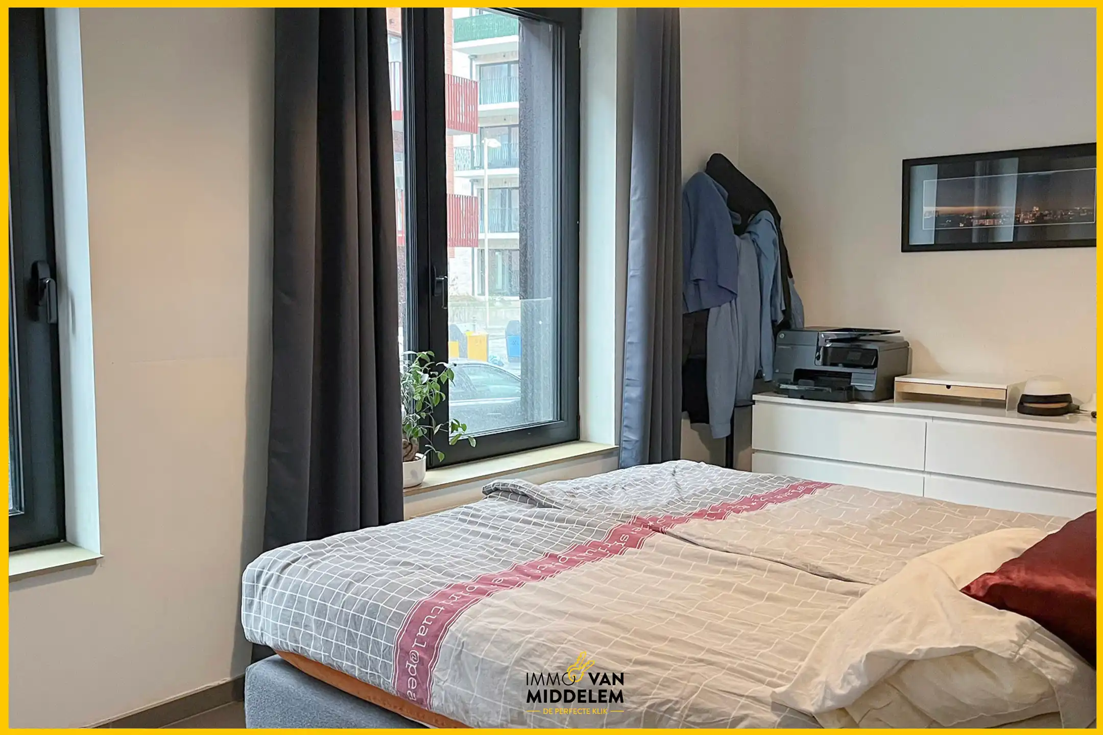 GELIJKVLOERS APPARTEMENT MET 3 SLAAPKAMERS EN STAANPLAATS foto 18