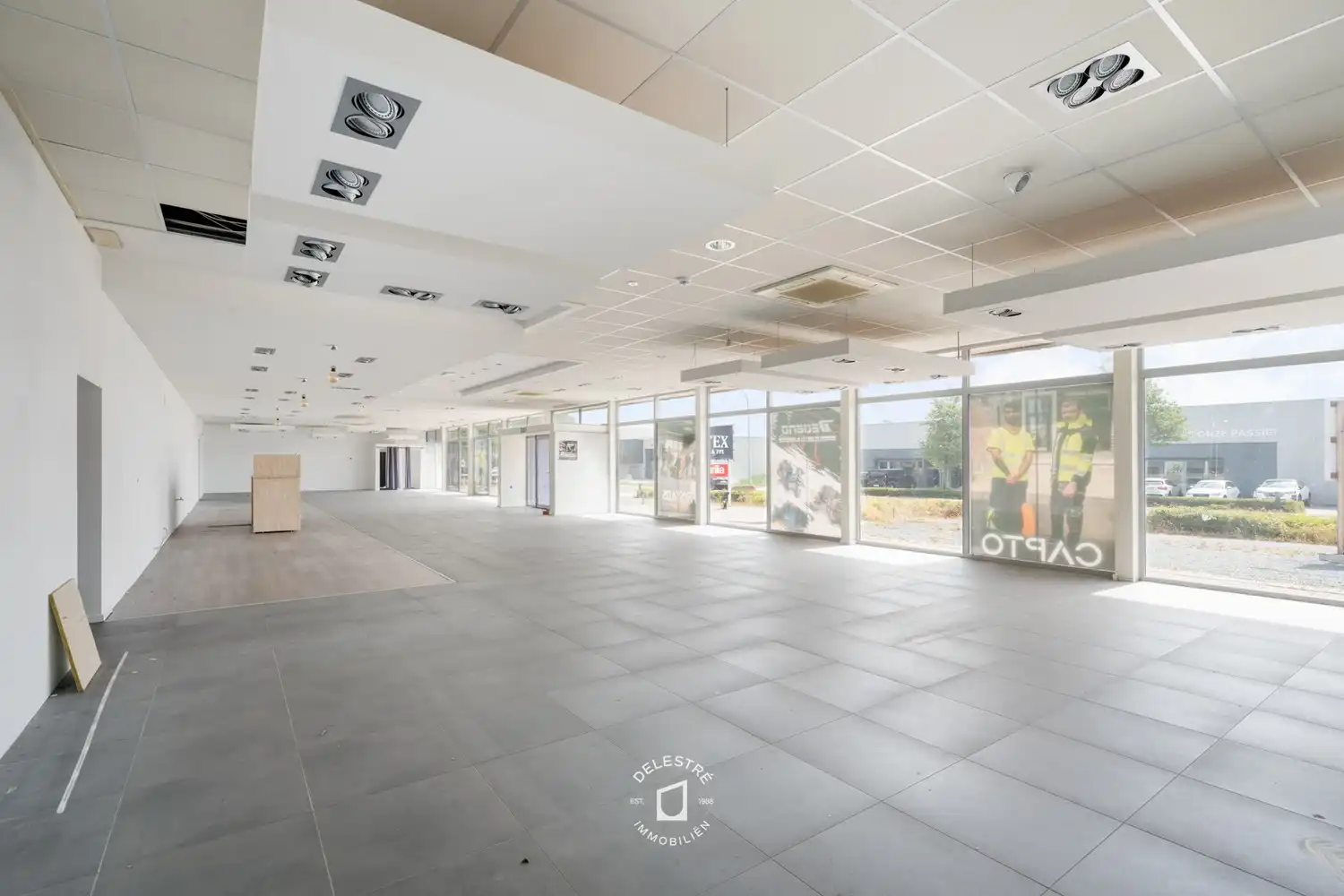 Commerciële site op de Brakelsesteenweg: toonzaal, kantoor, appartement & grond foto 17