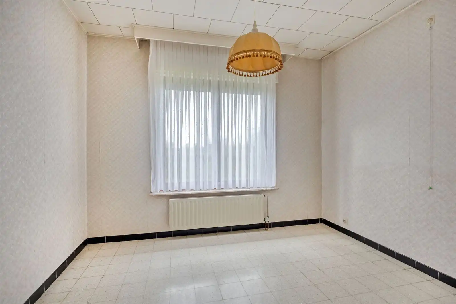 Alleenstaande woning met schuur en omliggende weiden  foto 9