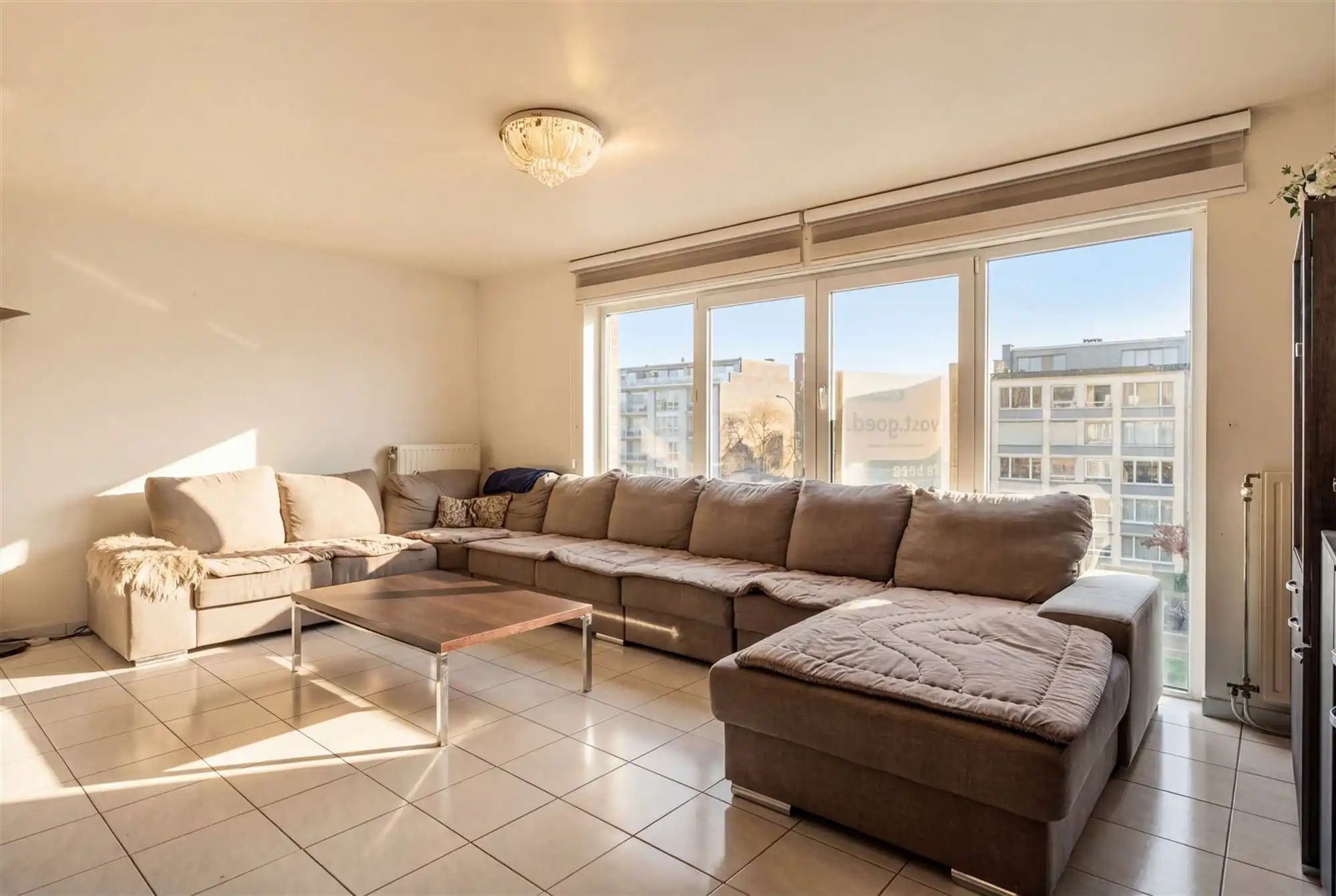 ruim 2-slaapkamerappartement met terras in Deurne foto 2