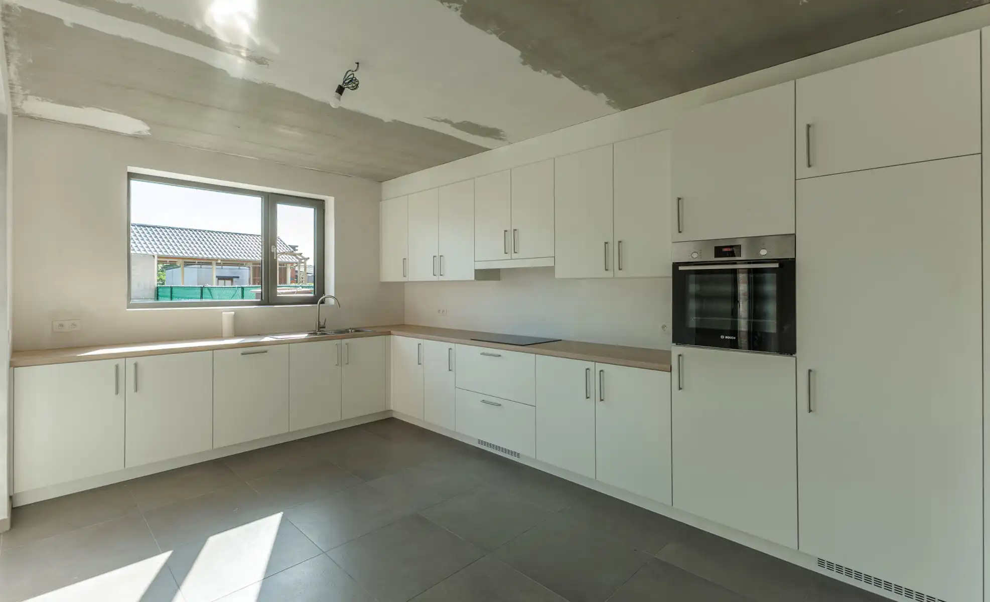 Ruime energiezuinige nieuwbouwwoning (Rechts) foto 4