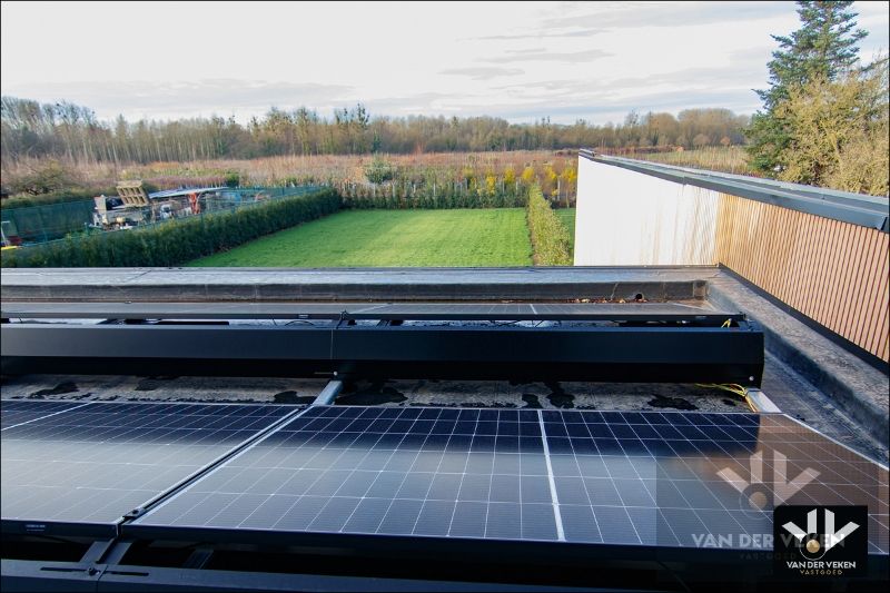 TOTAAL VERNIEUWDE WONING - ENKEL NOG AFWERKEN NAAR EIGEN SMAAK EN INZICHT foto 19