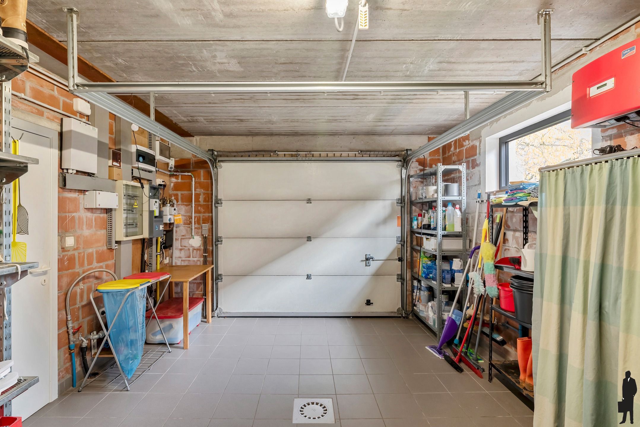 Rustig gelegen en energiezuinige woning met 4 slks op 1.280 m² foto 14