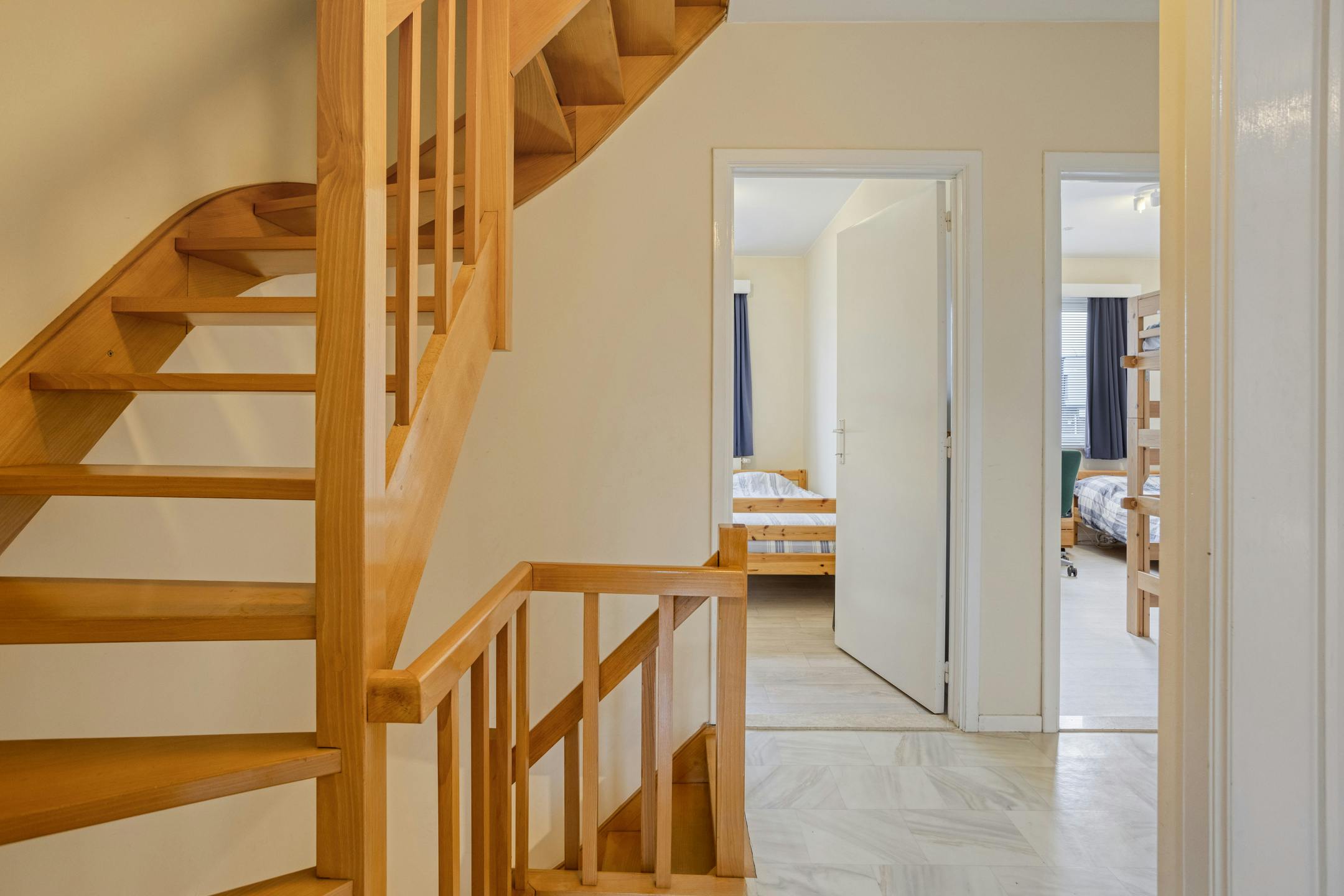 Gezellig huis te koop met garage in Merksem foto 20