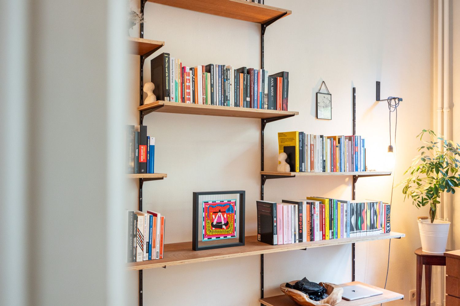 Instapklaar Art-Deco appartement met heerlijk zonneterras nabij 't Groen Kwartier en Zurenborg, voor liefhebbers! foto 16