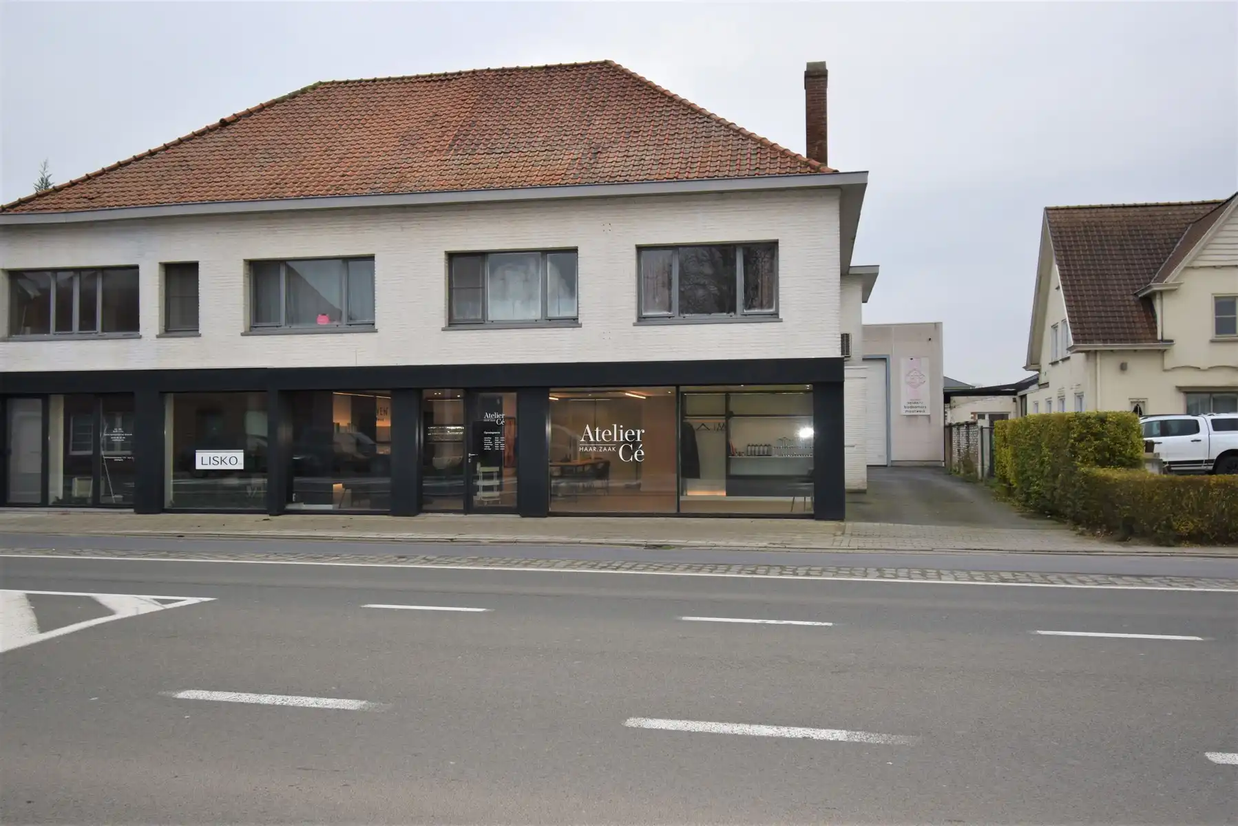 Goed gelegen commerciële ruimte foto 14