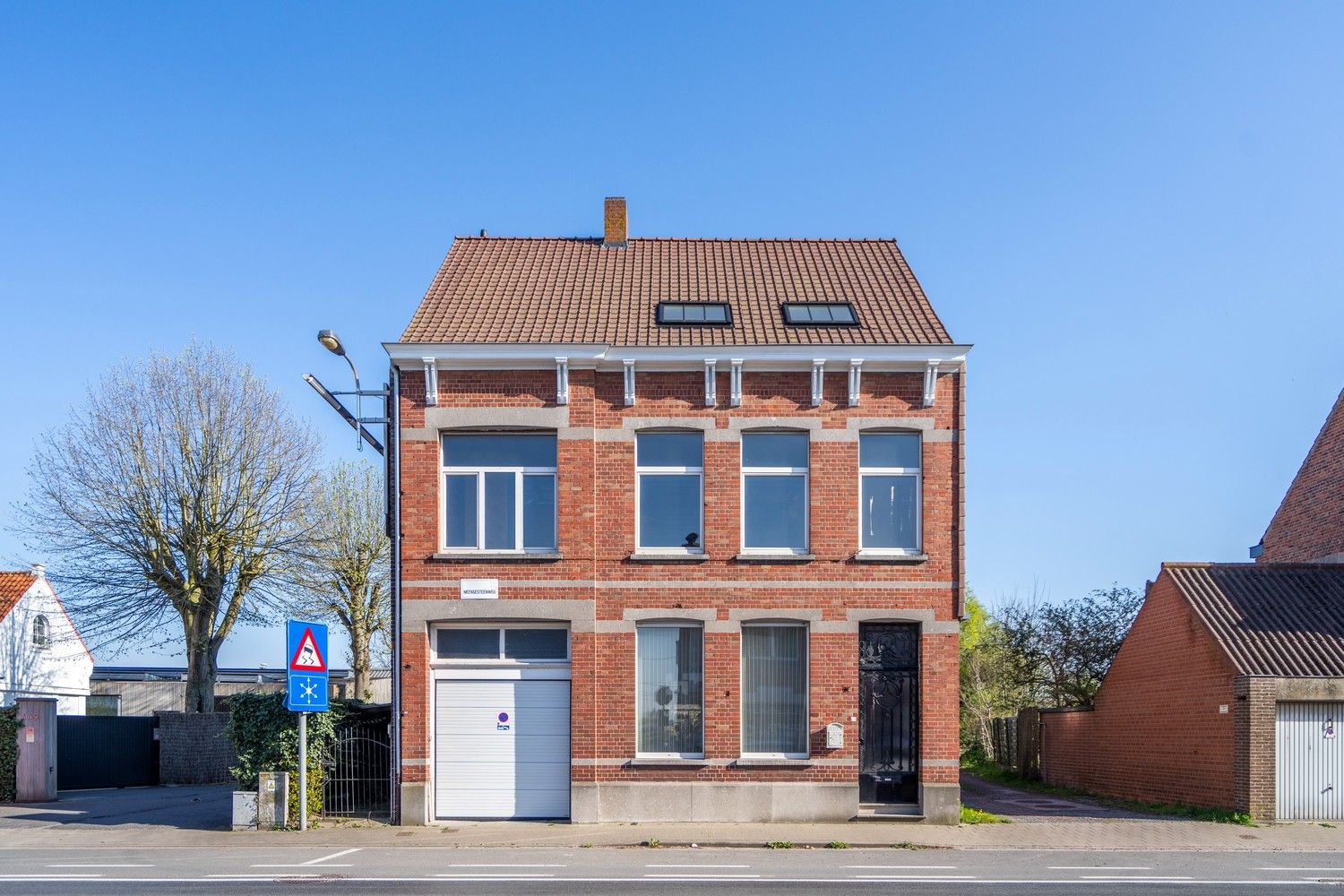 ()=>{if(producerUpdateValueVersion(node),producerAccessed(node),node.value===ERRORED)throw node.error;return node.value} Meensesteenweg 453 - 8501 Bissegem